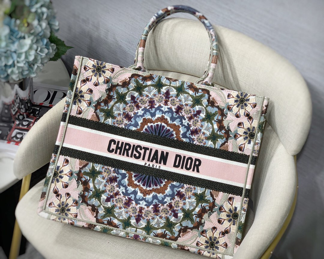 D10r Canvas Book Tote OBLIQUE 41.5cm