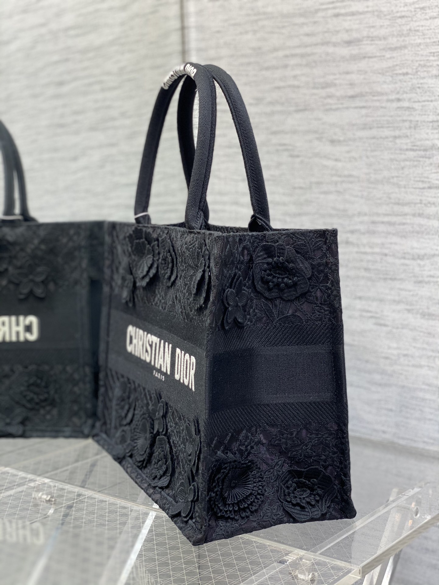 Bagsaaa D10r Medium Book Tote Black Multicolor D-Lace Embroidery with 3D Macramé Effect (36 x 27.5 x 16.5 cm)