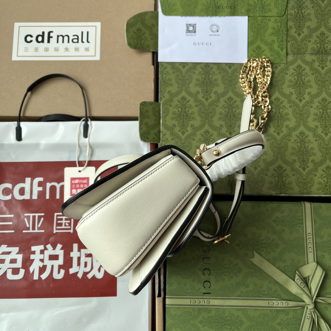 Bagsaaa Gvc*1 Blondie Top Handle White Bag - 23x15x11cm