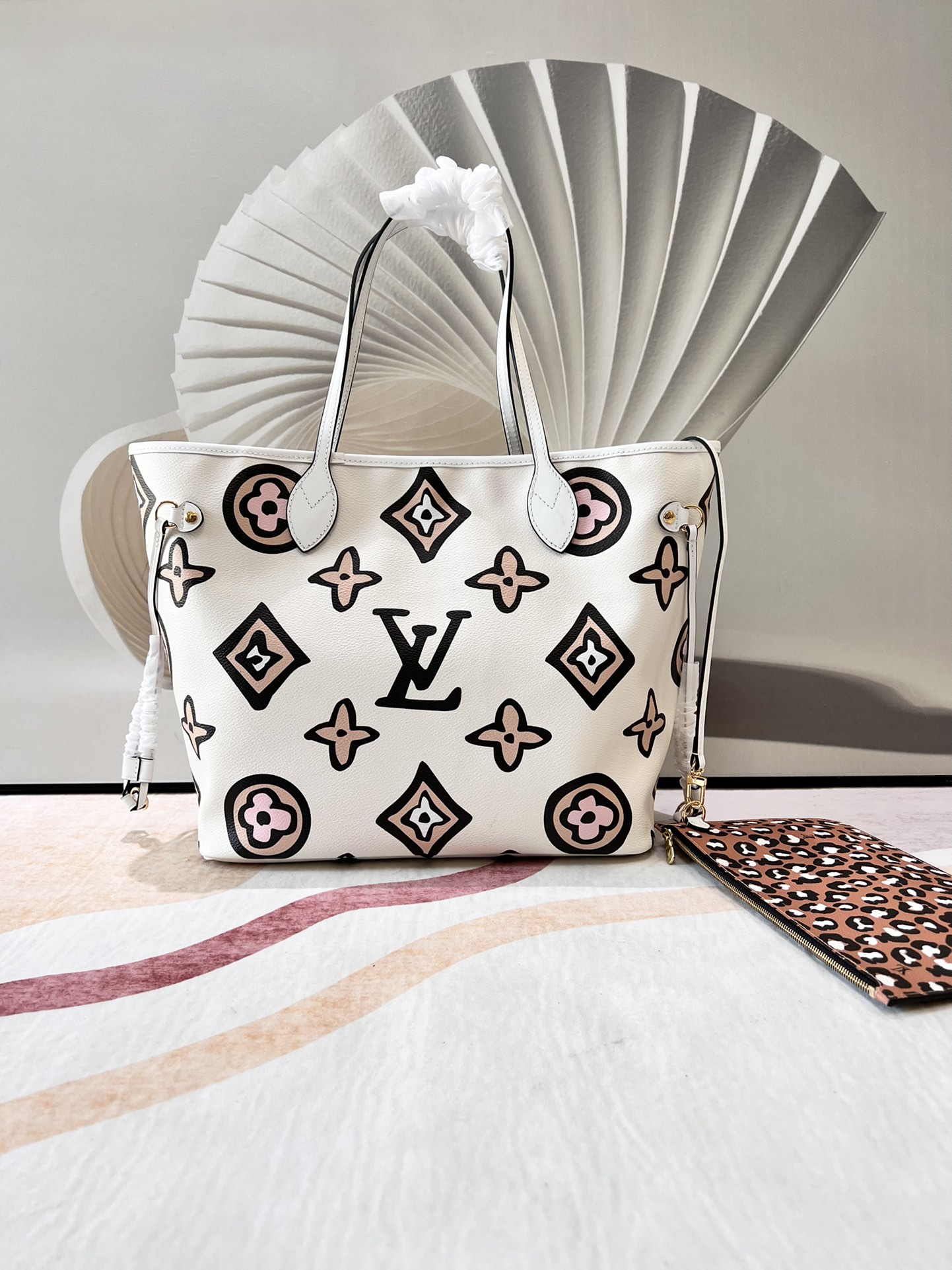 Bagsaaa L0vis Vvtt0n Neverfull MM Wild At Heart White - 31x28x14cm