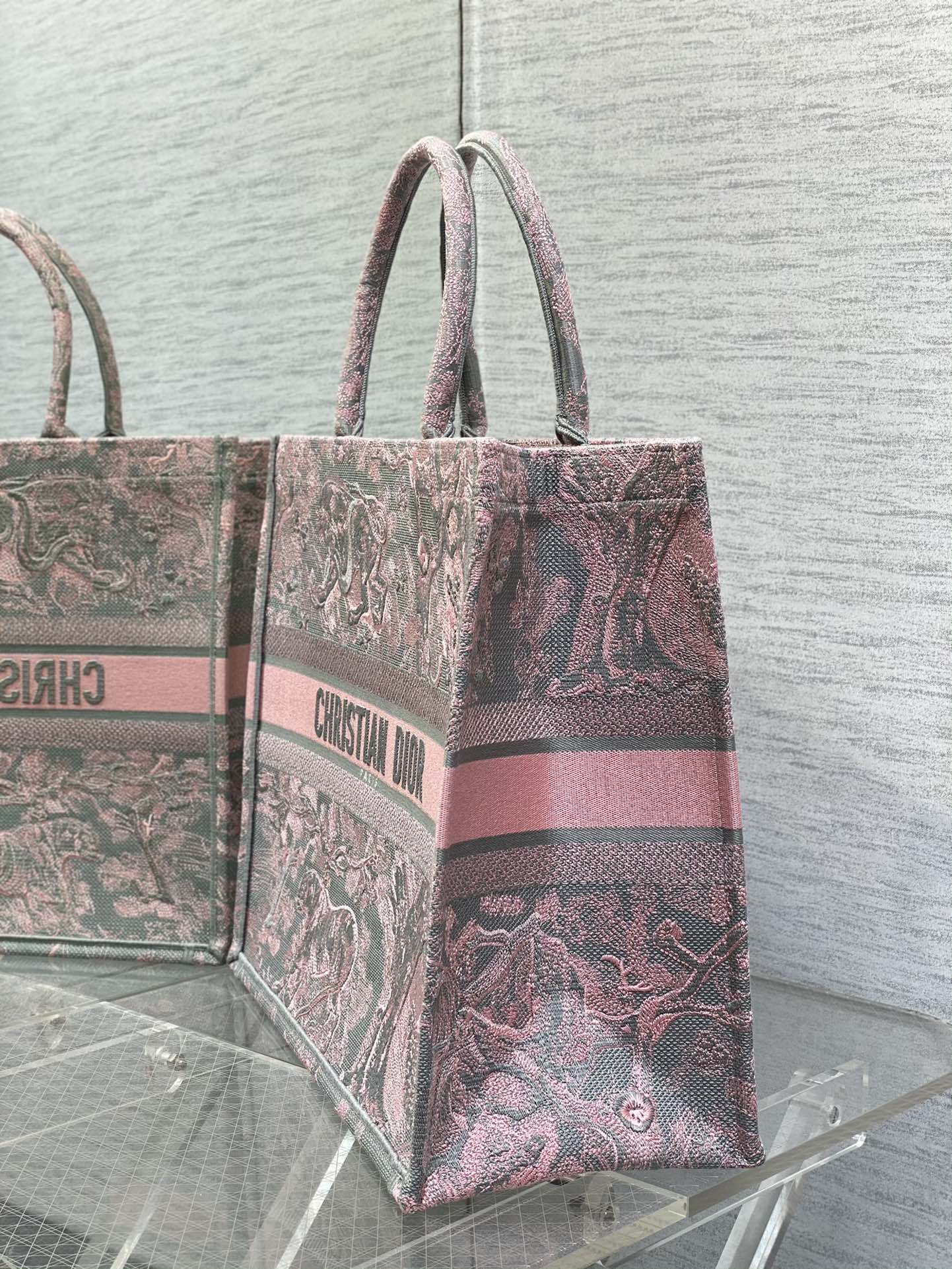 Bagsaaa D10r Book Tote Large Gray and Pink Toile de Jouy Reverse Beverly Hills Embroidery - 42 x 35 x 18.5 cm