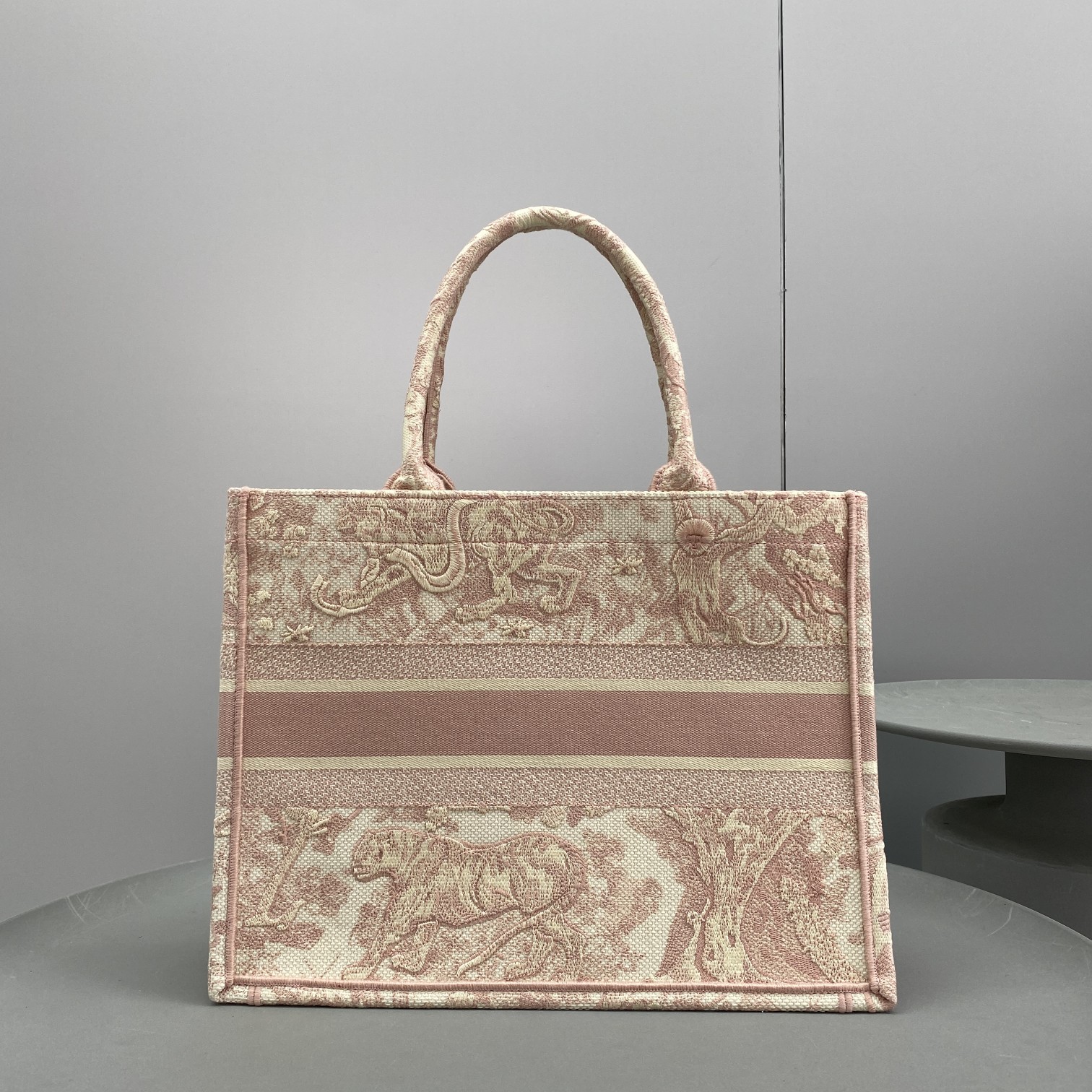Bagsaaa D10r Book Tote MediumPink Toile de Jouy Embroider - 36 x 27.5 x 16.5 cm