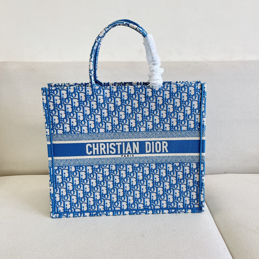 Bagsaaa D10r Book Tote Large 41cm Blue Oblique Jacquard 