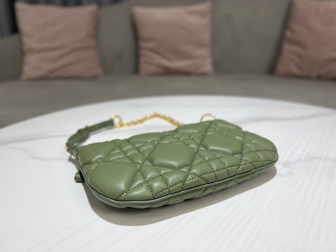 Bagsaaa D10r Caro Nomad Bag Green - 25x16x2.5cm