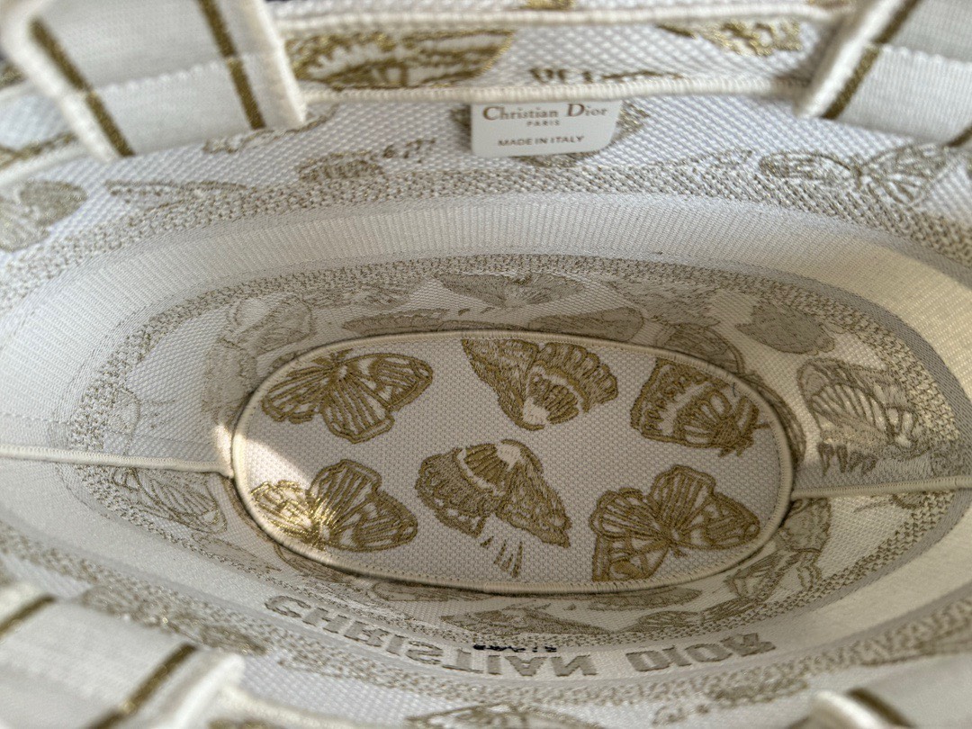Bagsaaa D10r Hat Basket Bag White and Gold-tone Gradient Butterflies Embroidery