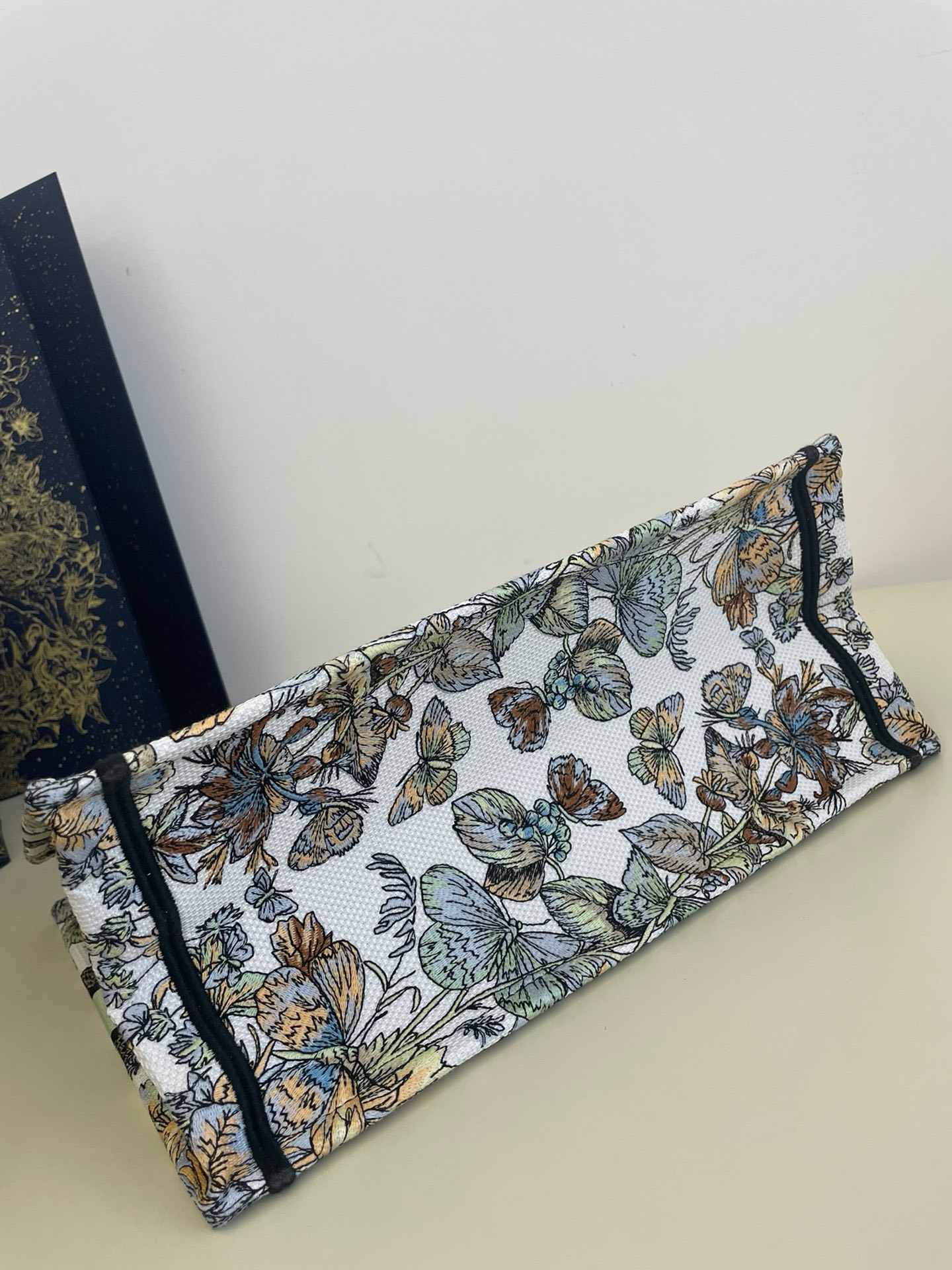 Bagsaaa D10r Lady Medium Book ToteMulticolor Toile de Jouy - 36x18x28cm