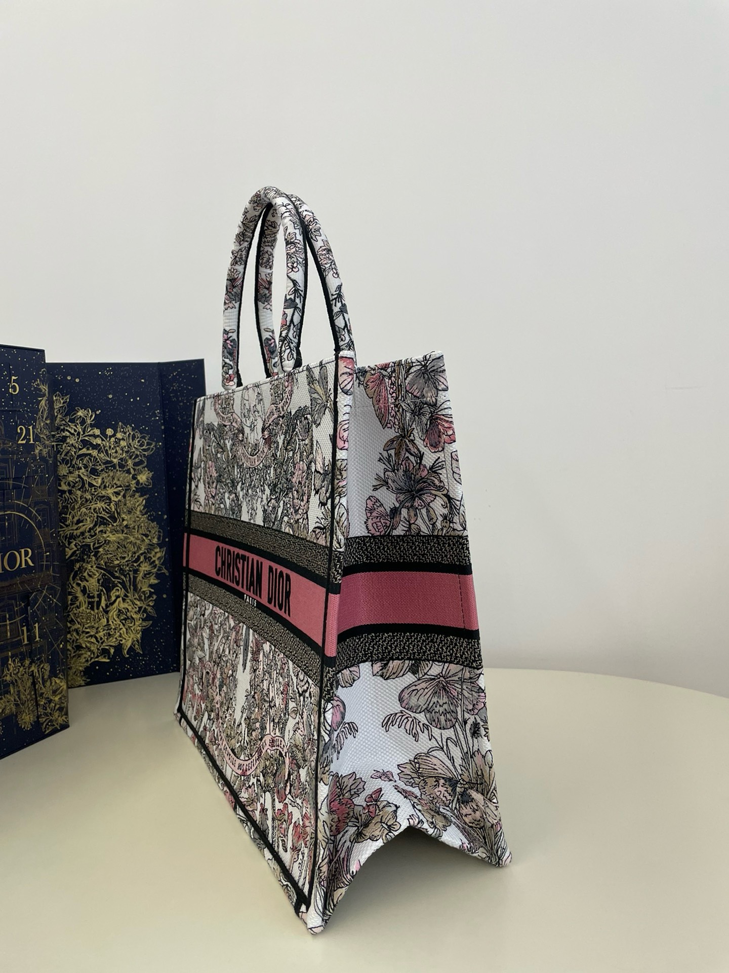 Bagsaaa D10r Lady Medium Book Tote White and Pastel Pink Butterfly Around The World Embroidery - 42 x 35 x 18.5 cm