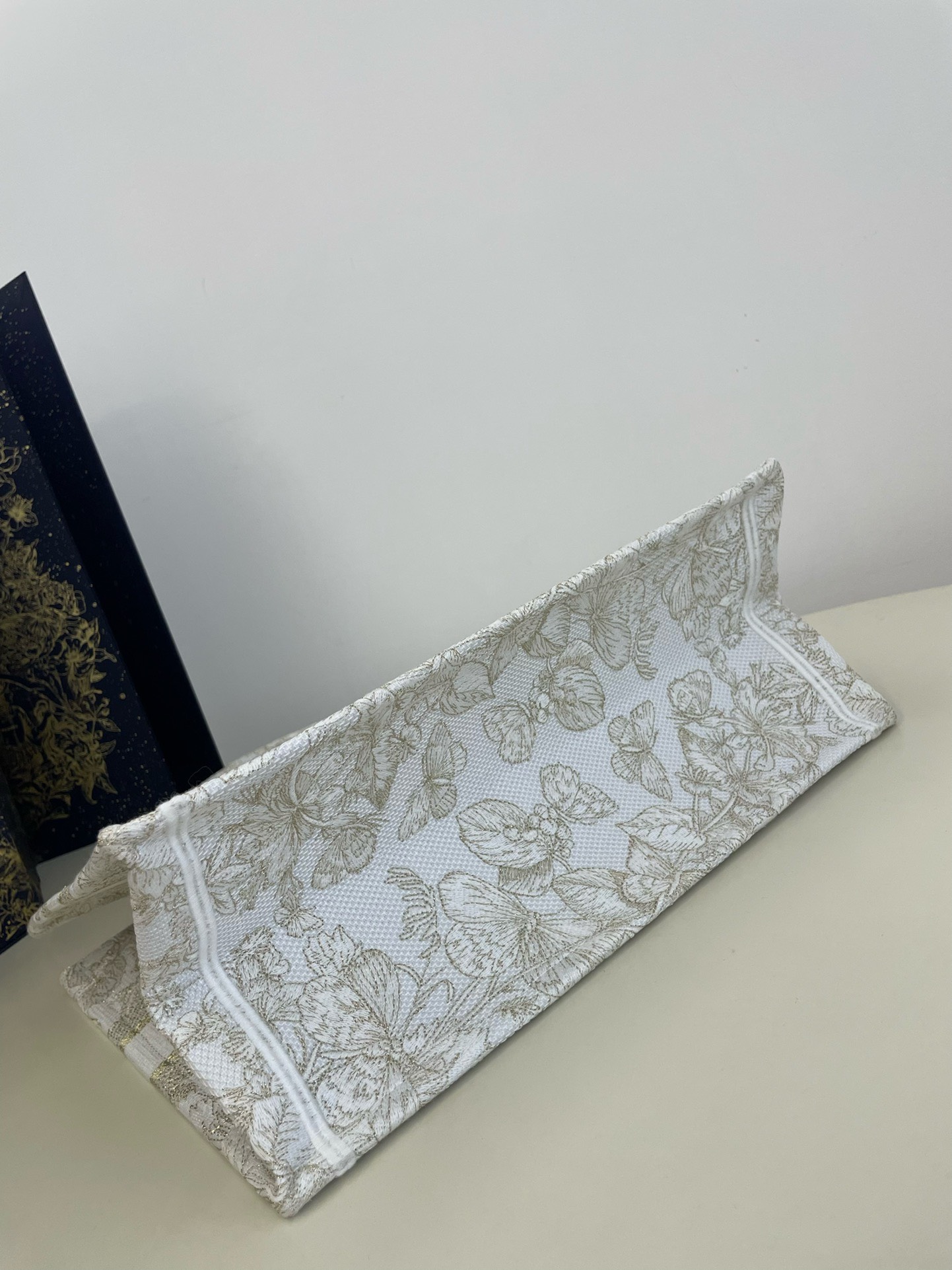 Bagsaaa D10r Lady Medium Book Tote Gold-Tone and White Butterfly Around The World Embroidery - 36x18x28cm