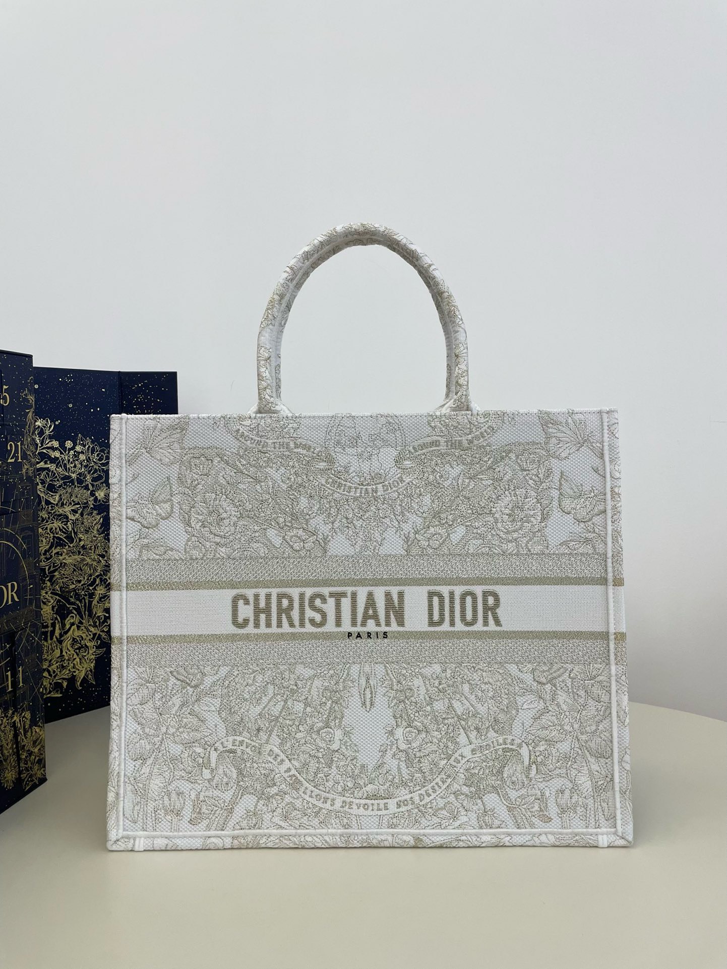 Bagsaaa D10r Lady Large Book Tote Gold-Tone and White Butterfly Around The World Embroidery -42 x 35 x 18.5 cm
