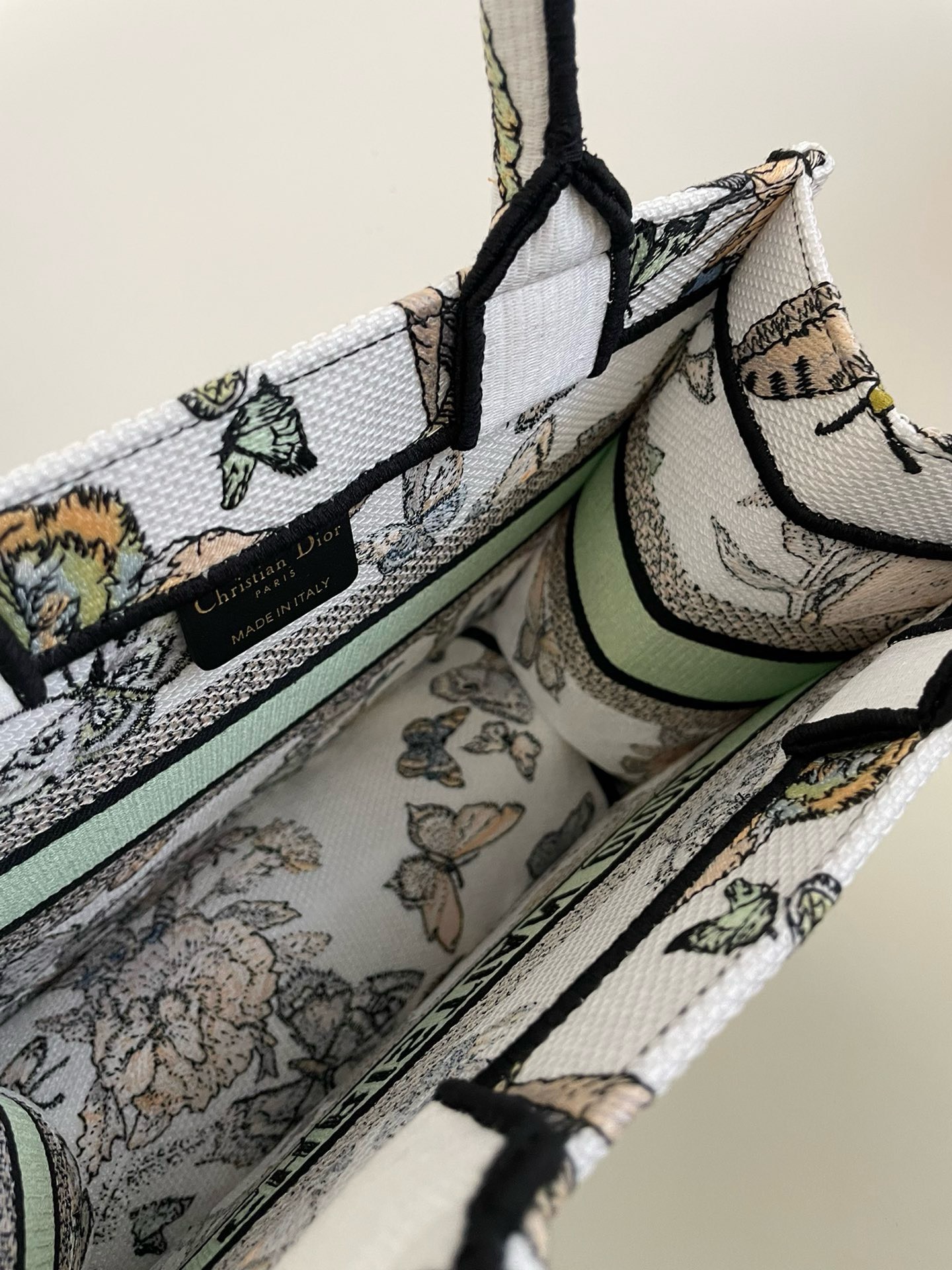 Bagsaaa D10r Small Book Tote White and Green Toile De Jouy Mexico Embroidery - 26x8x22cm