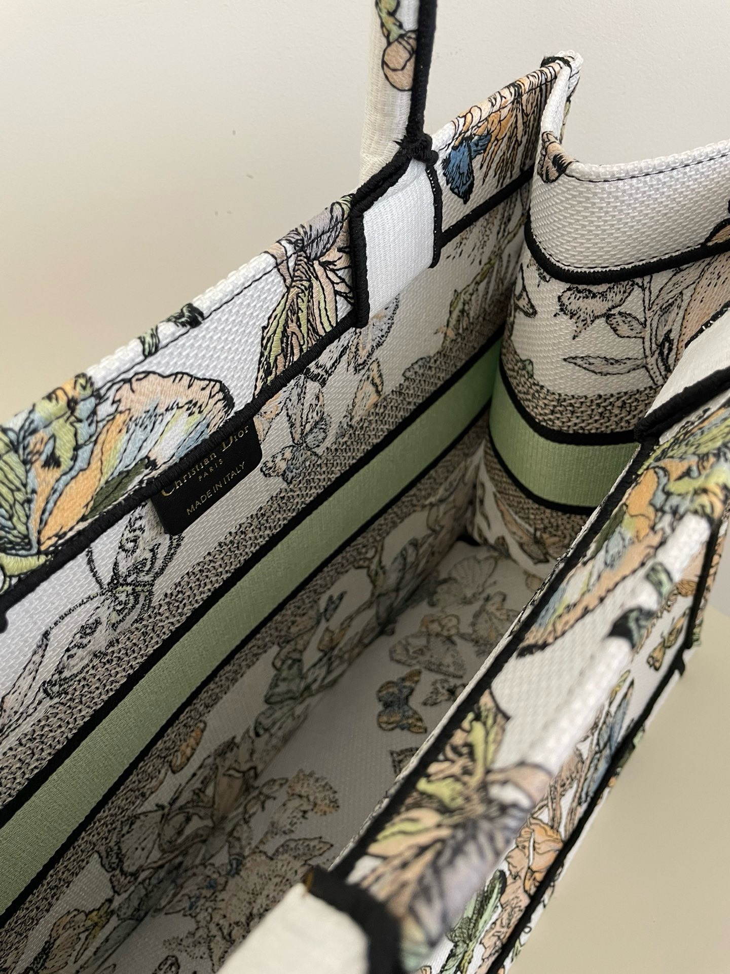Bagsaaa D10r Medium Book Tote White and Green Toile De Jouy Mexico Embroidery - 36x18x28cm
