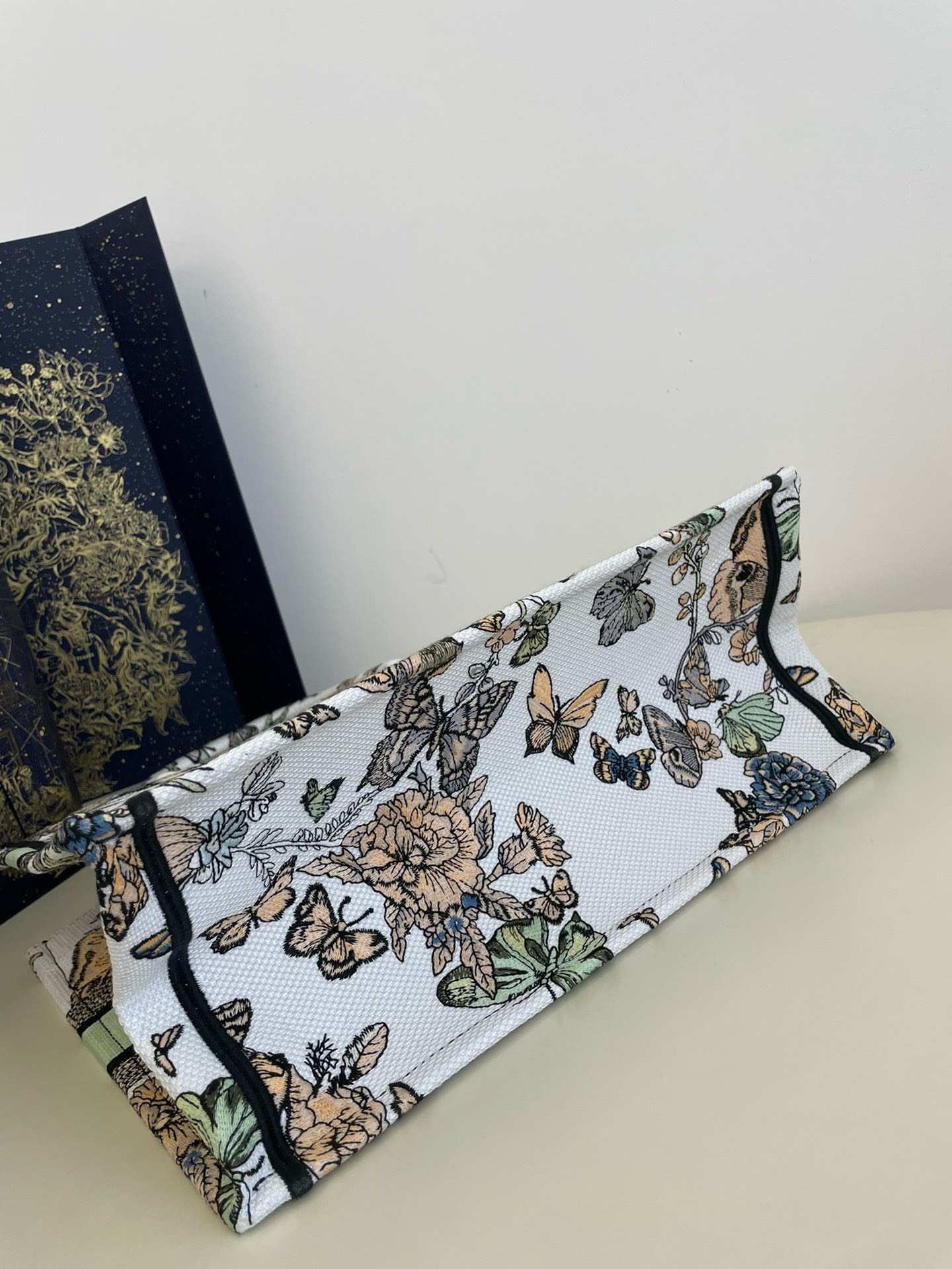 Bagsaaa D10r Medium Book Tote White and Green Toile De Jouy Mexico Embroidery - 36x18x28cm