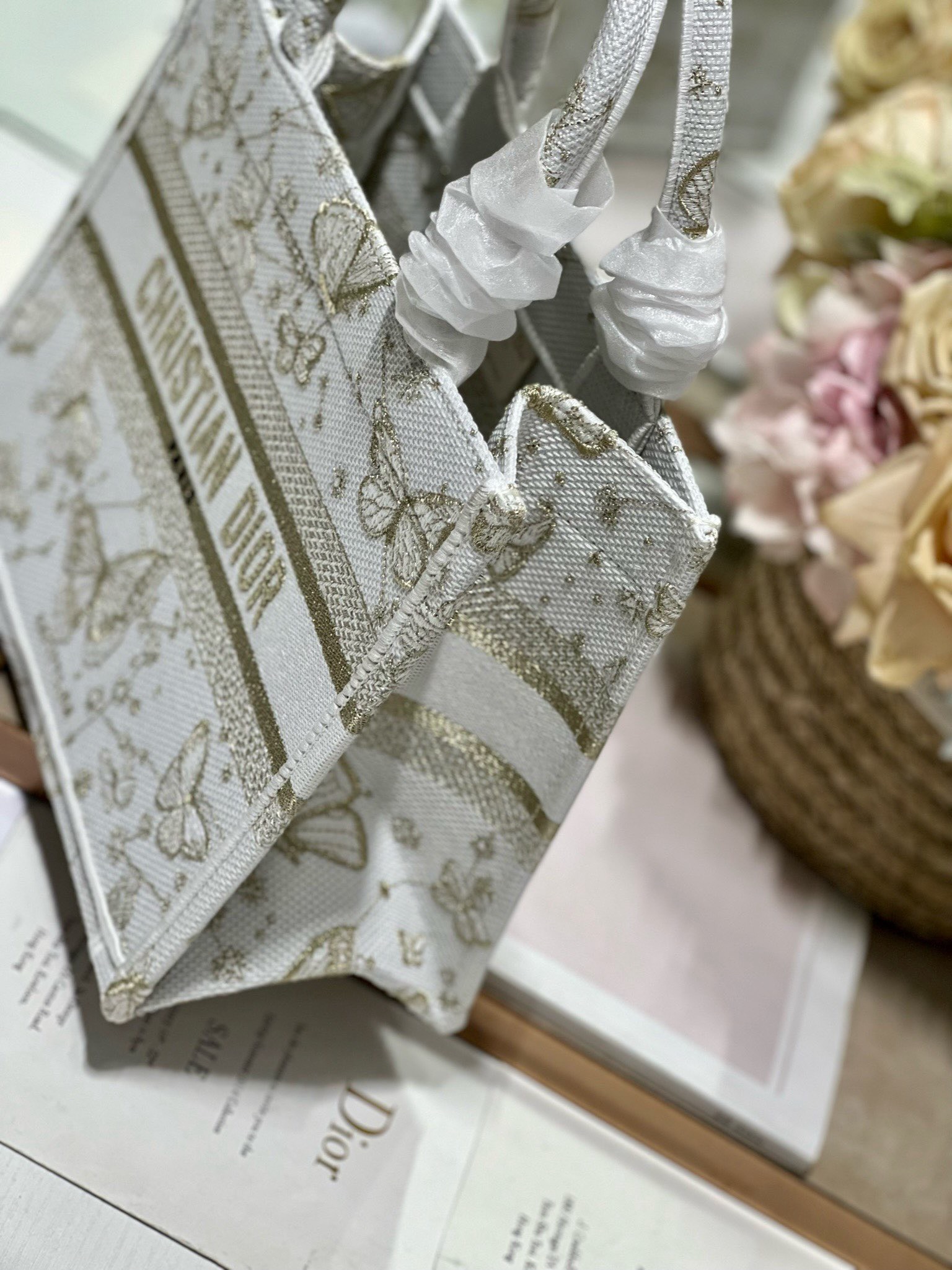 Bagsaaa D10r Book Tote Small White and Gold-tone Gradient Butterflies