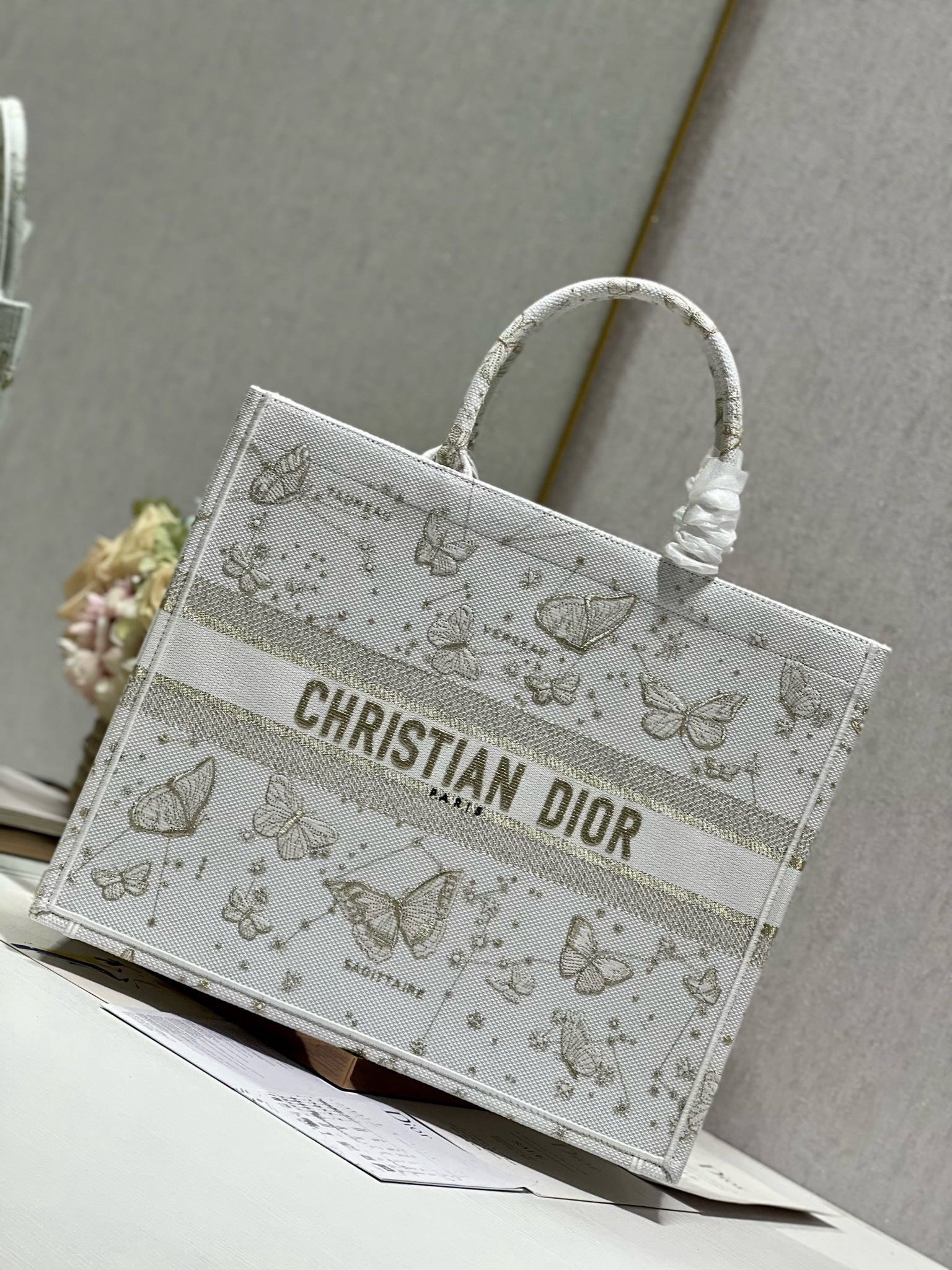 Bagsaaa D10r Book Tote Large White and Gold-tone Gradient Butterflies