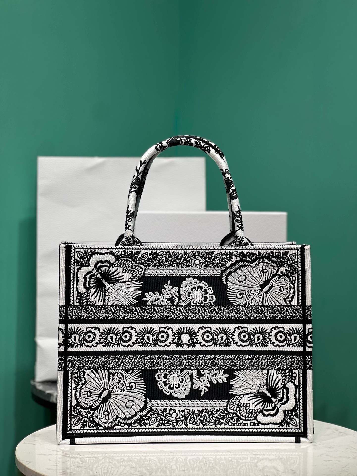 Bagsaaa D10r Medium Book Tote Black and White Butterfly Bandana Embroidery (36 x 27.5 x 16.5 cm)