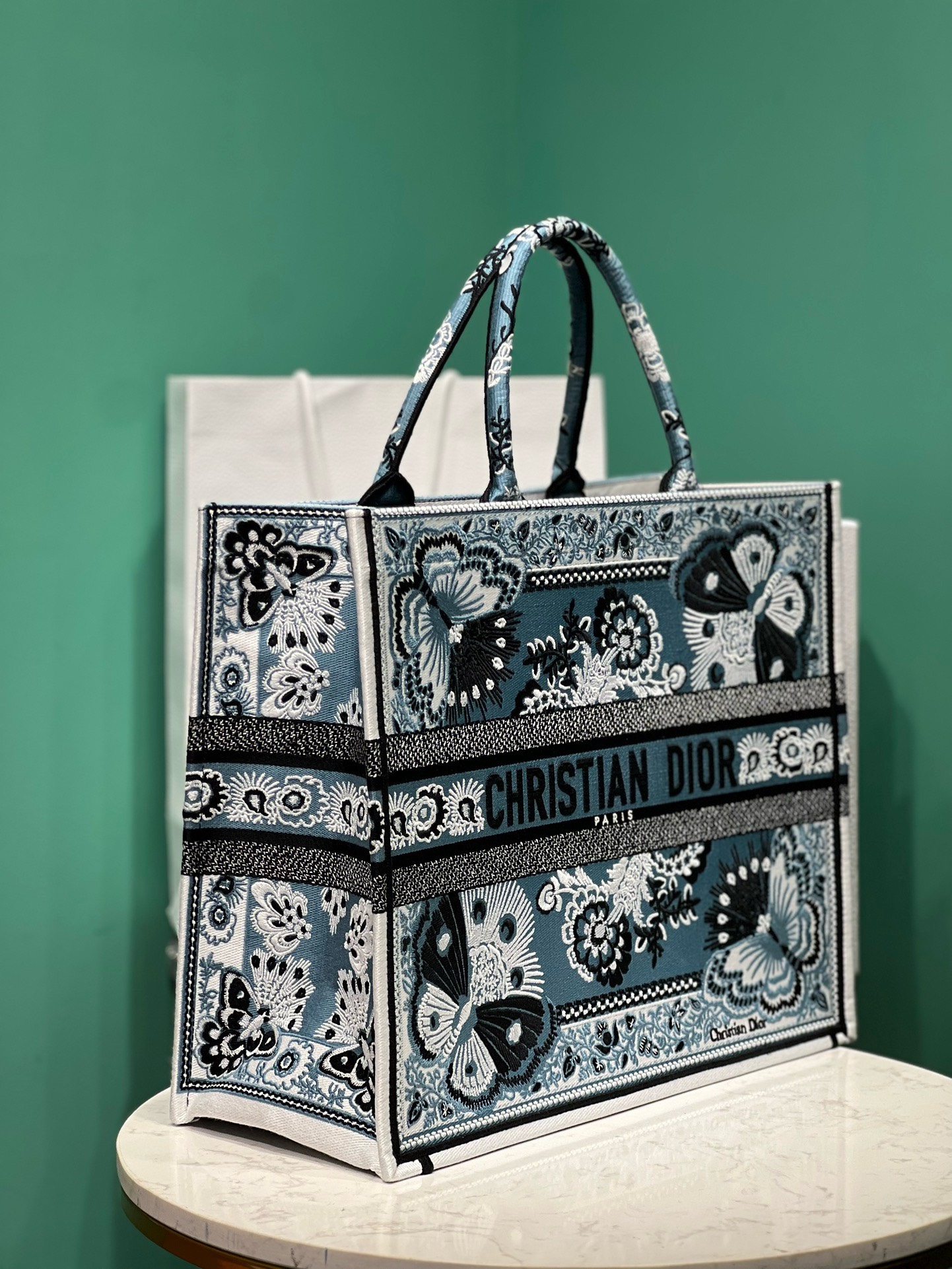Bagsaaa D10r Medium Book Tote Blue and White Butterfly Bandana Embroidery