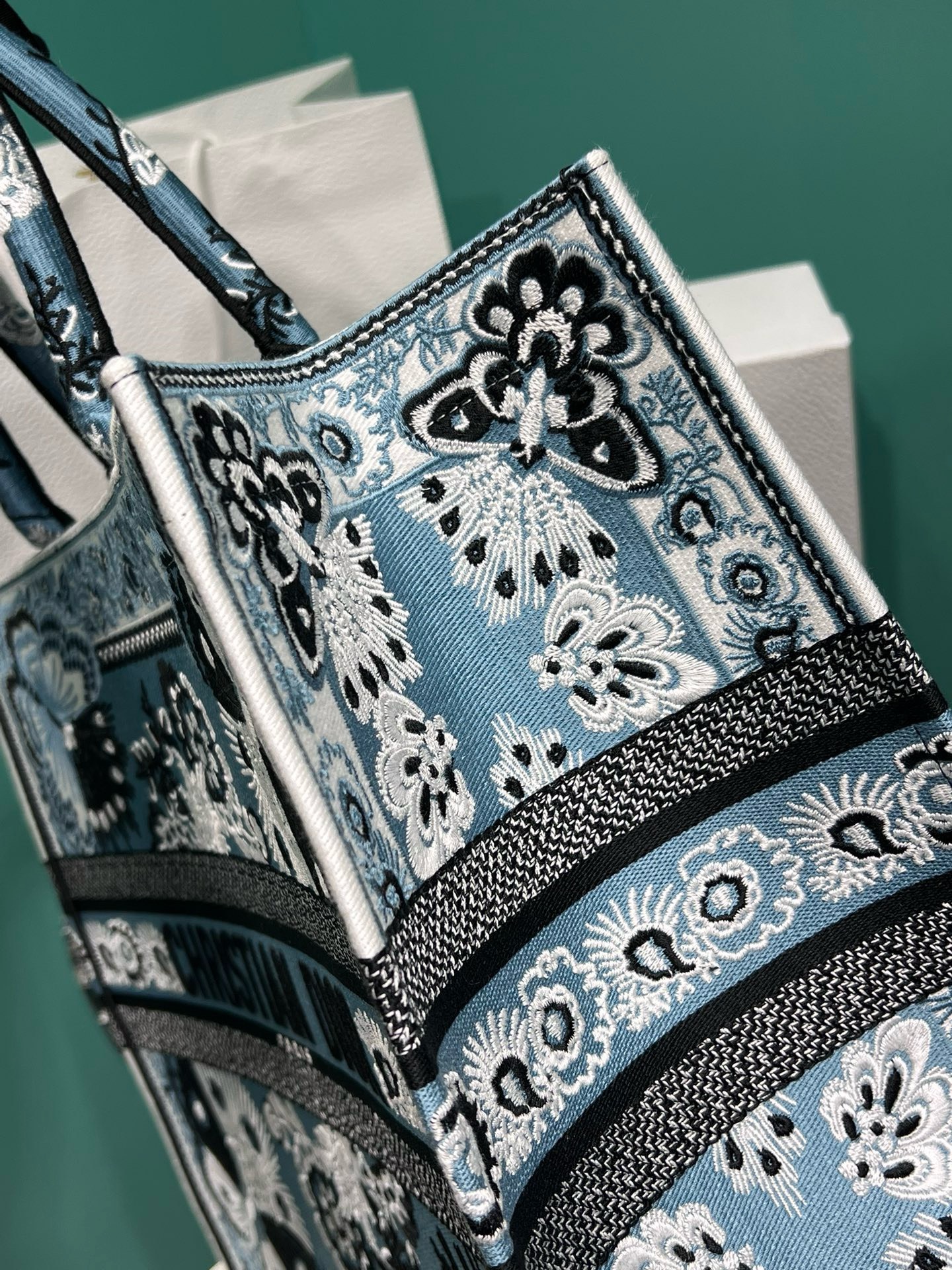 Bagsaaa D10r Medium Book Tote Blue and White Butterfly Bandana Embroidery