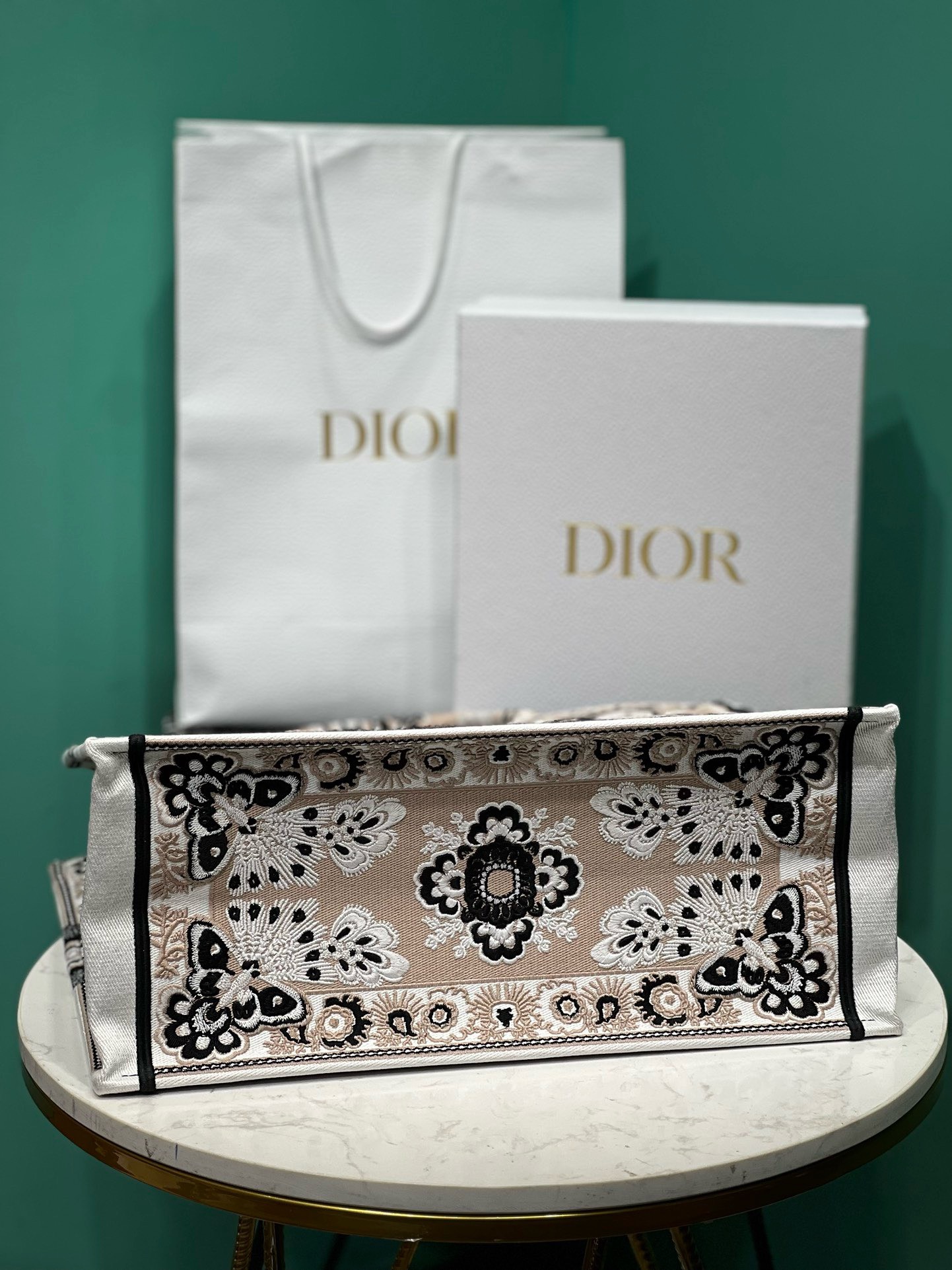 Bagsaaa D10r Medium Book Tote Beige and White Butterfly Bandana Embroidery