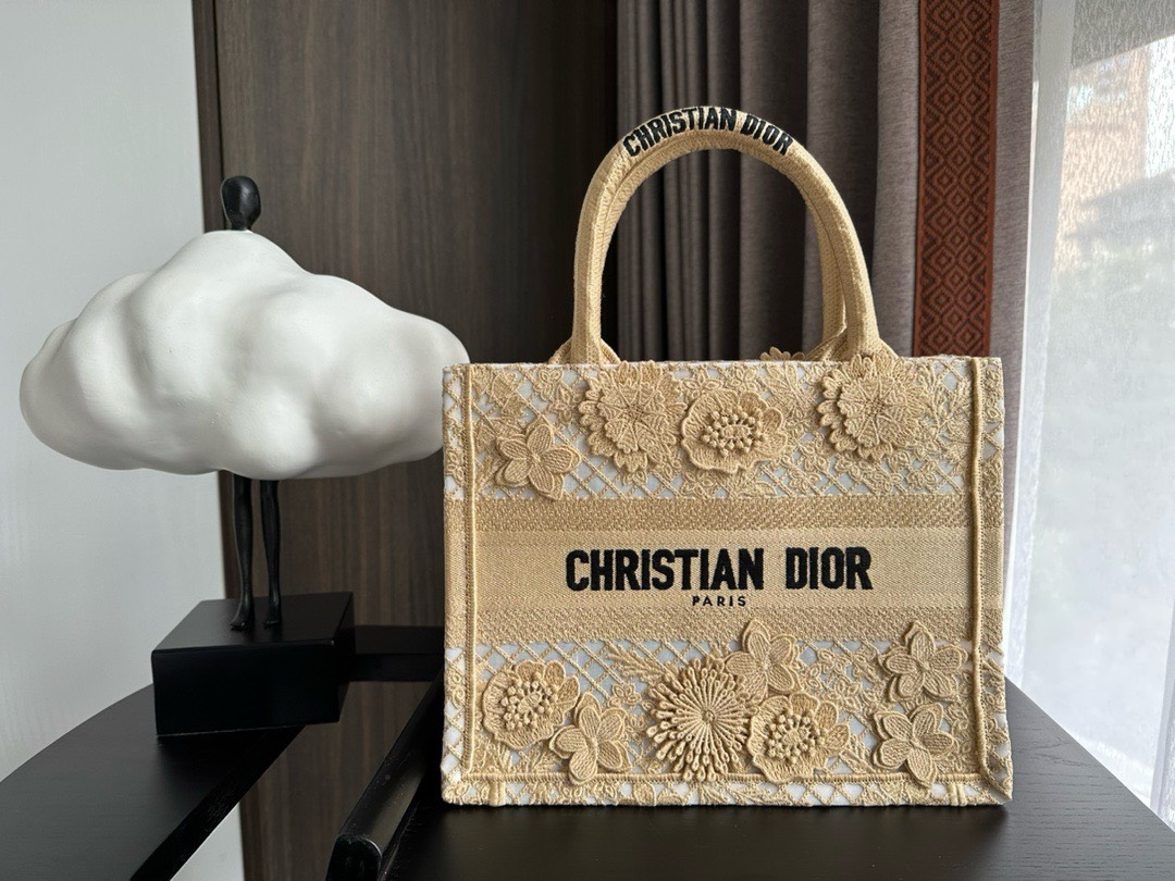Bagsaaa D10r Book Tote Small Beige D-Lace Flower Embroidery with 3D Macramé Effect