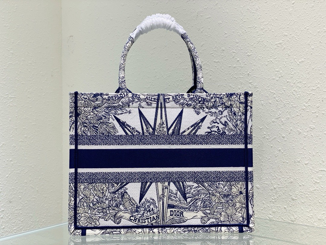 Bagsaaa D10r Medium Book Tote Dark Blue - 36cm