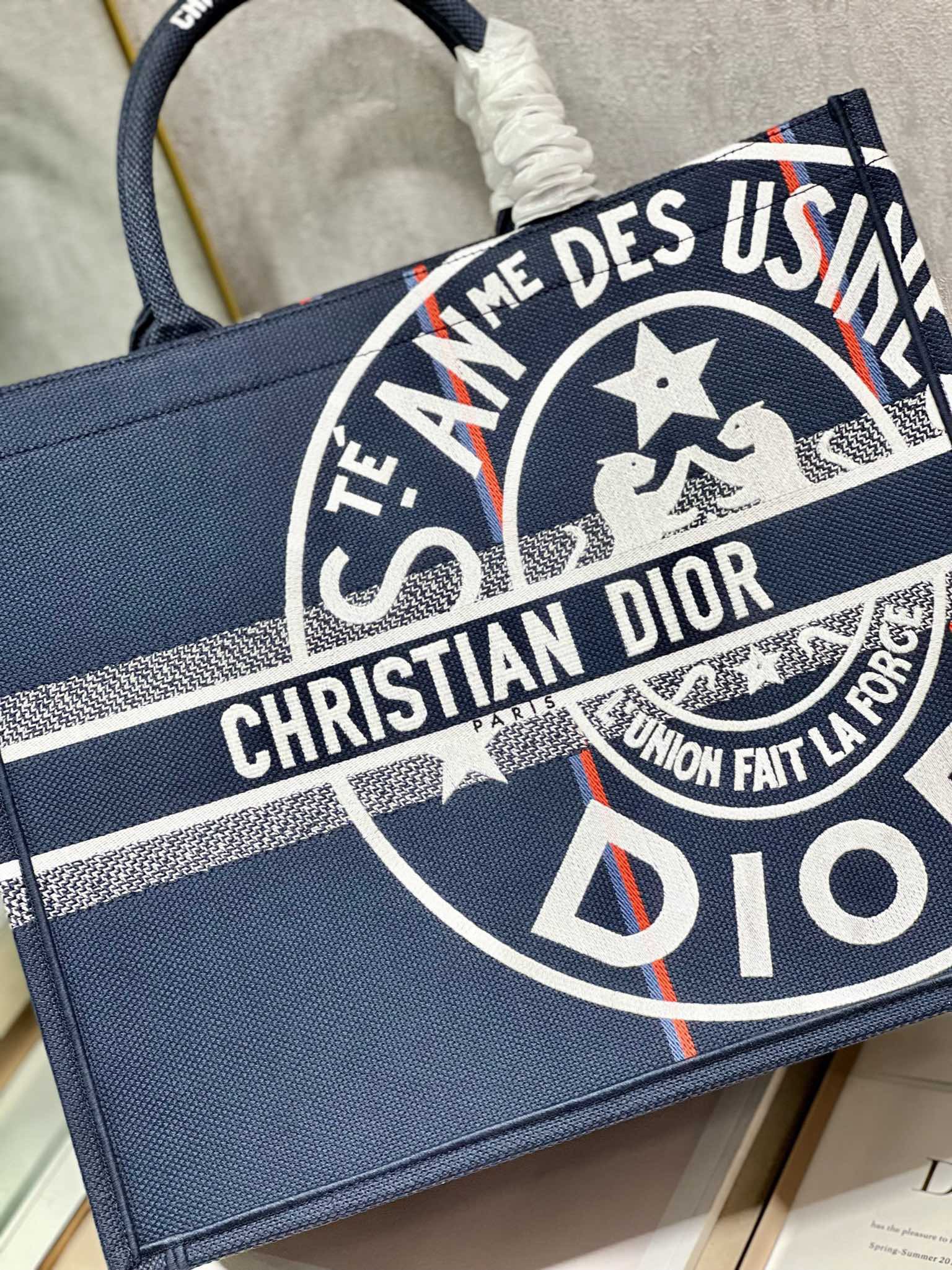 Bagsaaa D10r Large Book Tote Canvas Jute Union Embroidered Blue 42cm