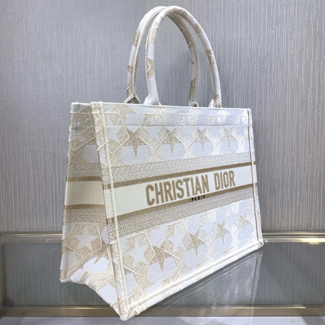 Bagsaaa D10r Medium Book Tote White & Gold -Toned Embroidery