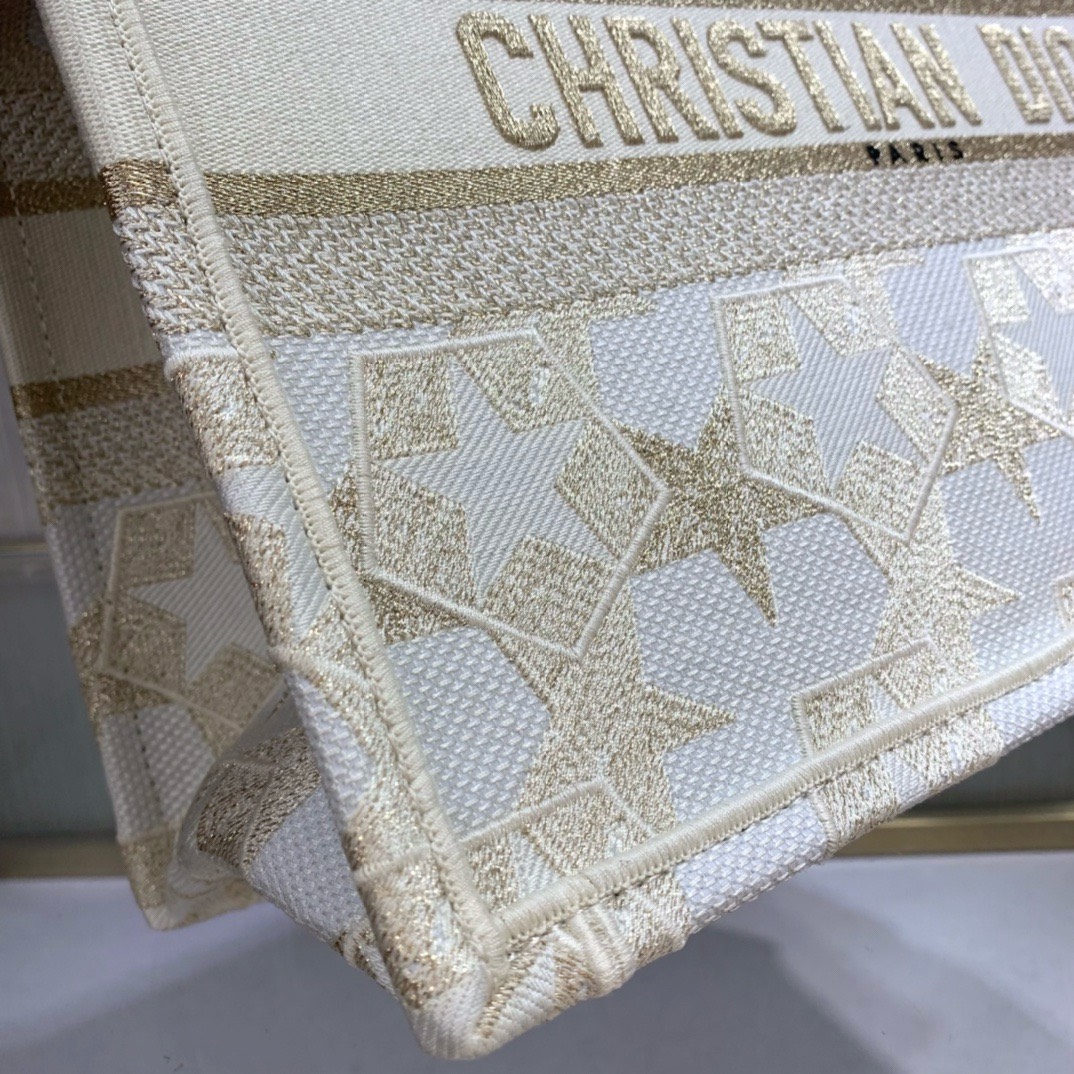 Bagsaaa D10r Medium Book Tote White & Gold -Toned Embroidery