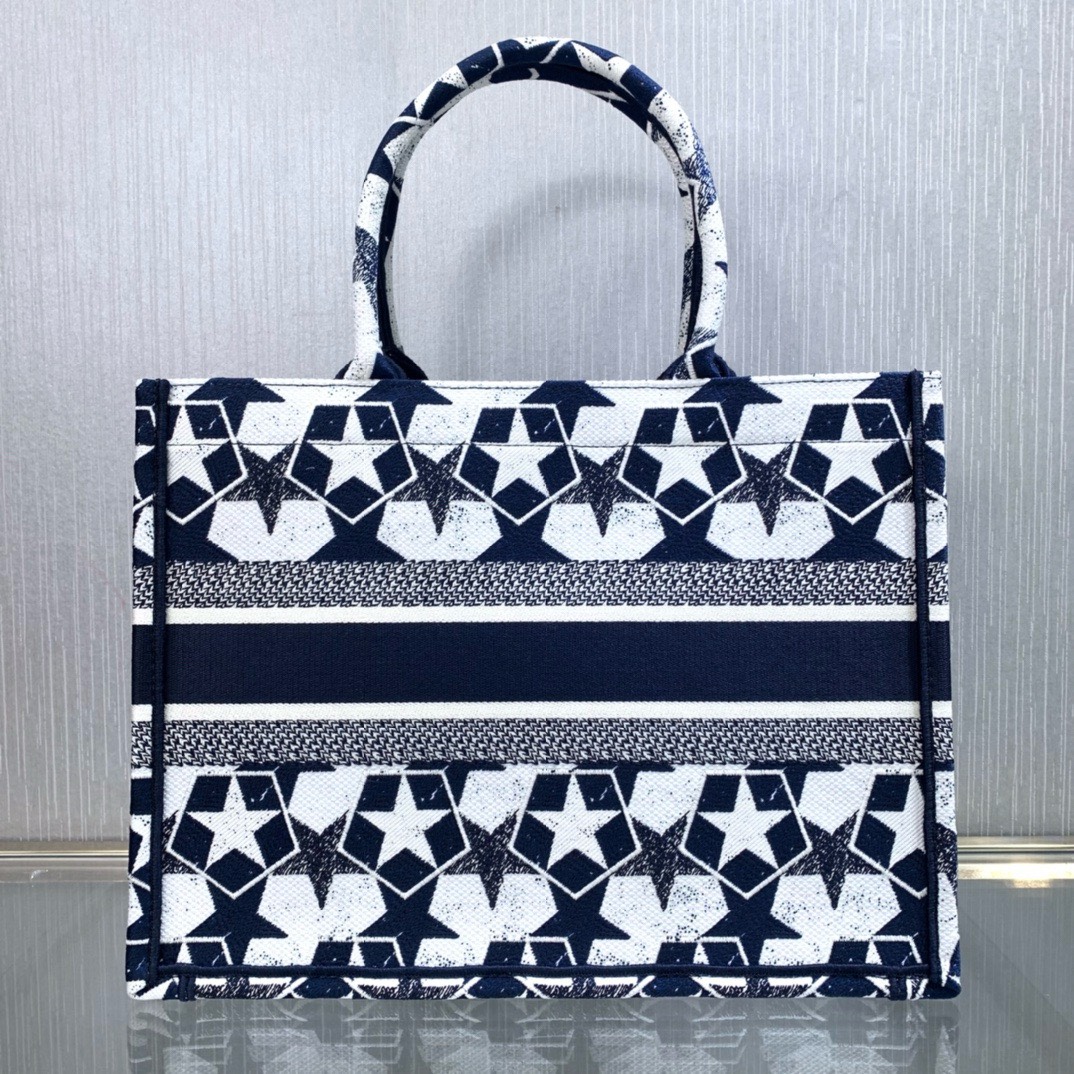 Bagsaaa D10r Medium Book Tote Blue Embroidery