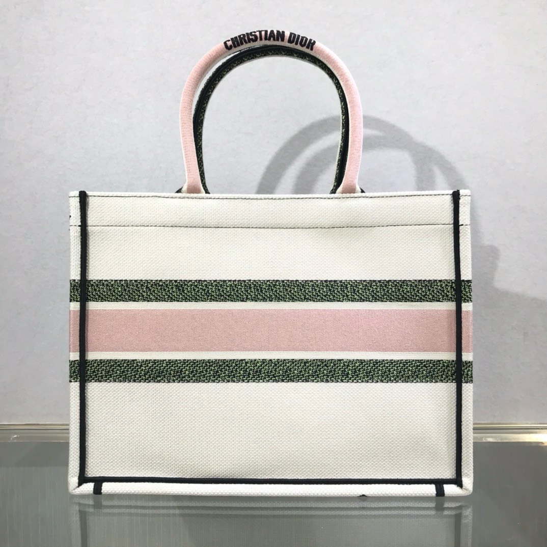 Bagsaaa D10r Medium Book Tote Multicolor Flower Embroidery