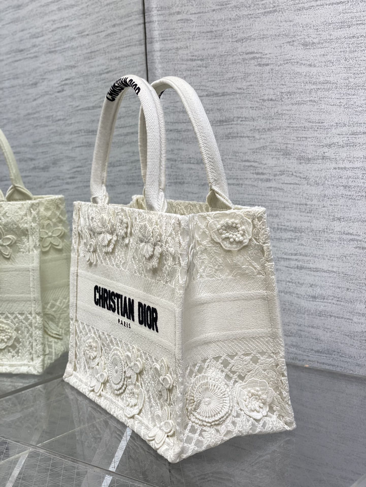 Bagsaaa D10r Book Tote Small White D-Lace Flower Embroidery with 3D Macramé Effect
