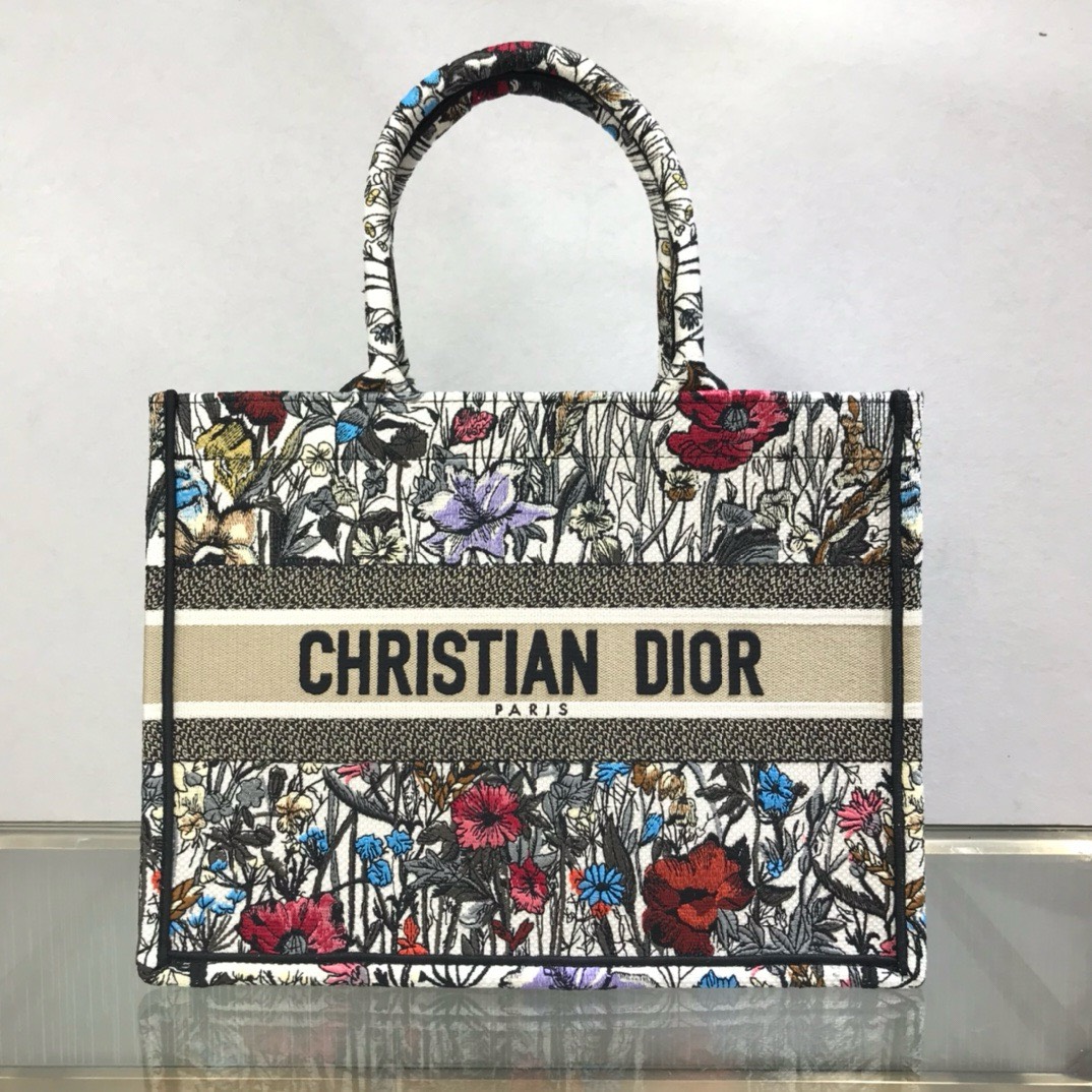 Bagsaaa D10r Medium Book Tote Multicolor Flower Embroidery 36cm