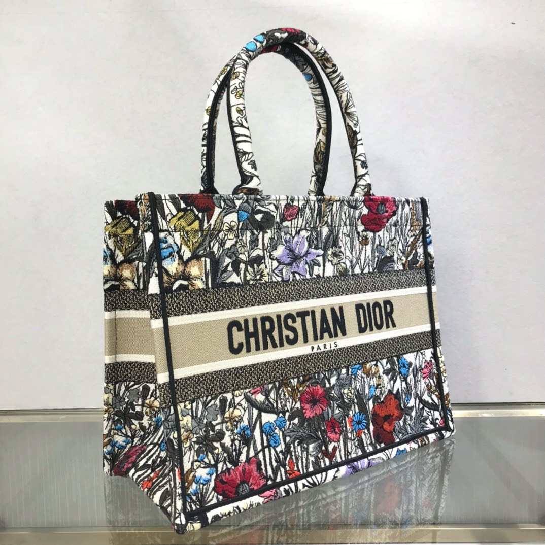 Bagsaaa D10r Medium Book Tote Multicolor Flower Embroidery 36cm