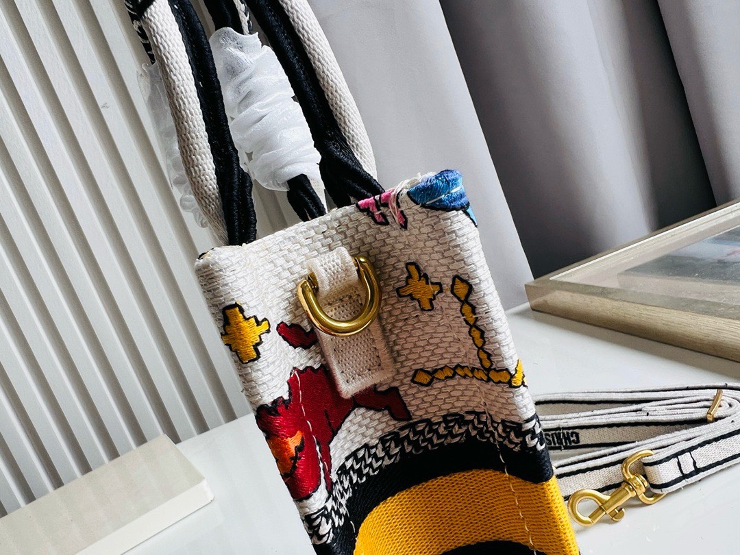 Bagsaaa D10r Phone Book Tote White Multicolor Zodiac Embroidery - 13.5*5*18cm