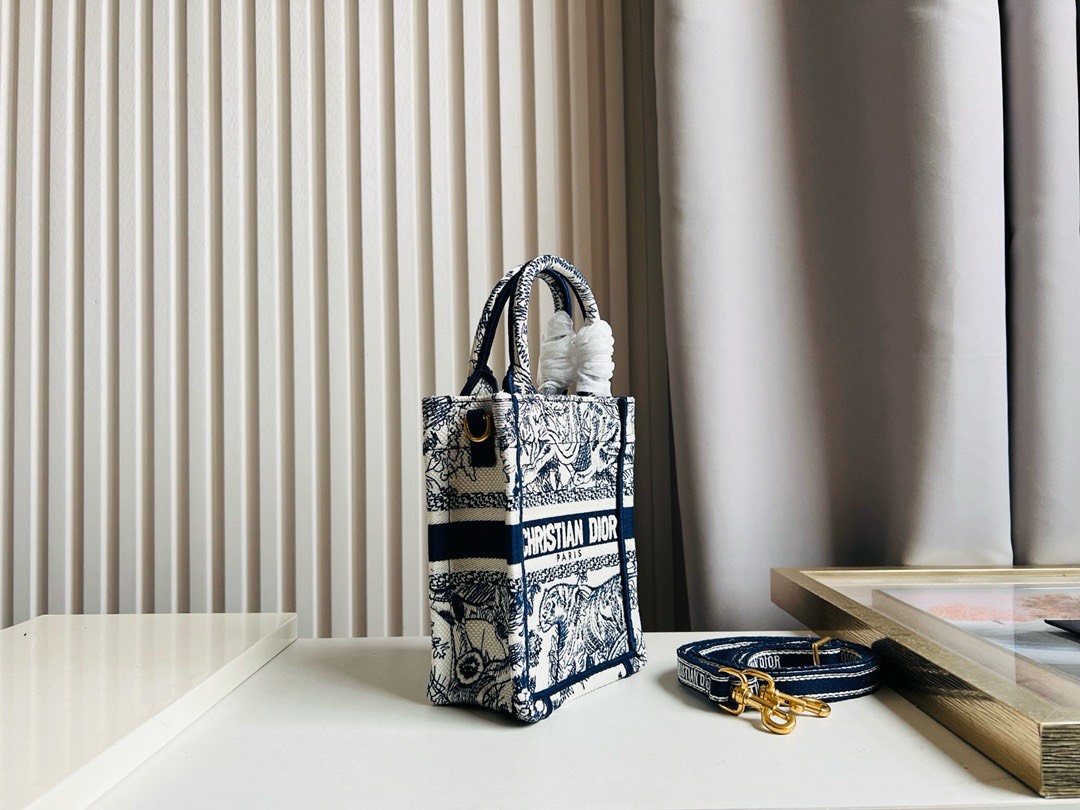 Bagsaaa D10r Phone Book Tote Ecru and White Toile de Jouy Embroidery - 13.5*5*18cm