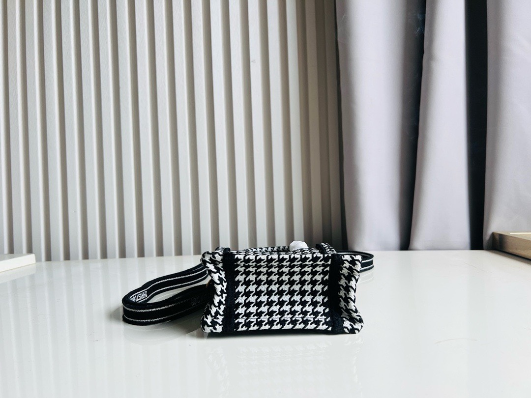 Bagsaaa D10r Phone Book ToteBlack and White Macro Houndstooth Embroidery - 13.5*5*18cm