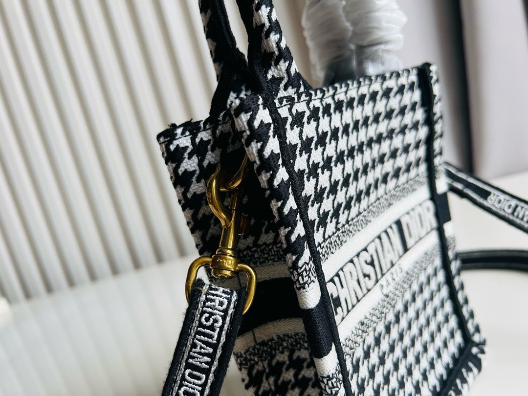Bagsaaa D10r Phone Book ToteBlack and White Macro Houndstooth Embroidery - 13.5*5*18cm