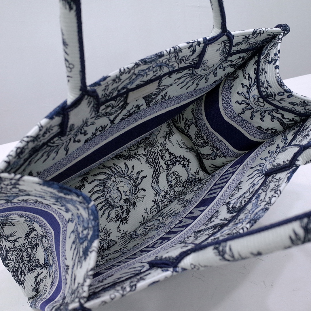 Bagsaaa Medium D10r Book Tote White and Navy Blue Toile de Jouy Soleil Embroidery - 36 x 27.5 x 16.5 cm
