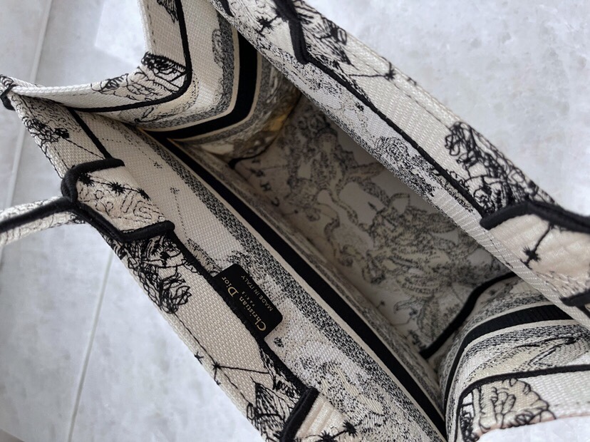 Bagsaaa D10r Small Book Tote Latte Toile de Jouy Zodiac Embroidery - 26.5x21x14 cm