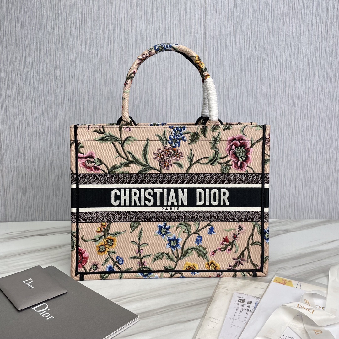 Bagsaaa Medium D10r Book Tote Pink Multicolor D10r Petites Fleurs Embroidery - 36x27.5x16.5 cm