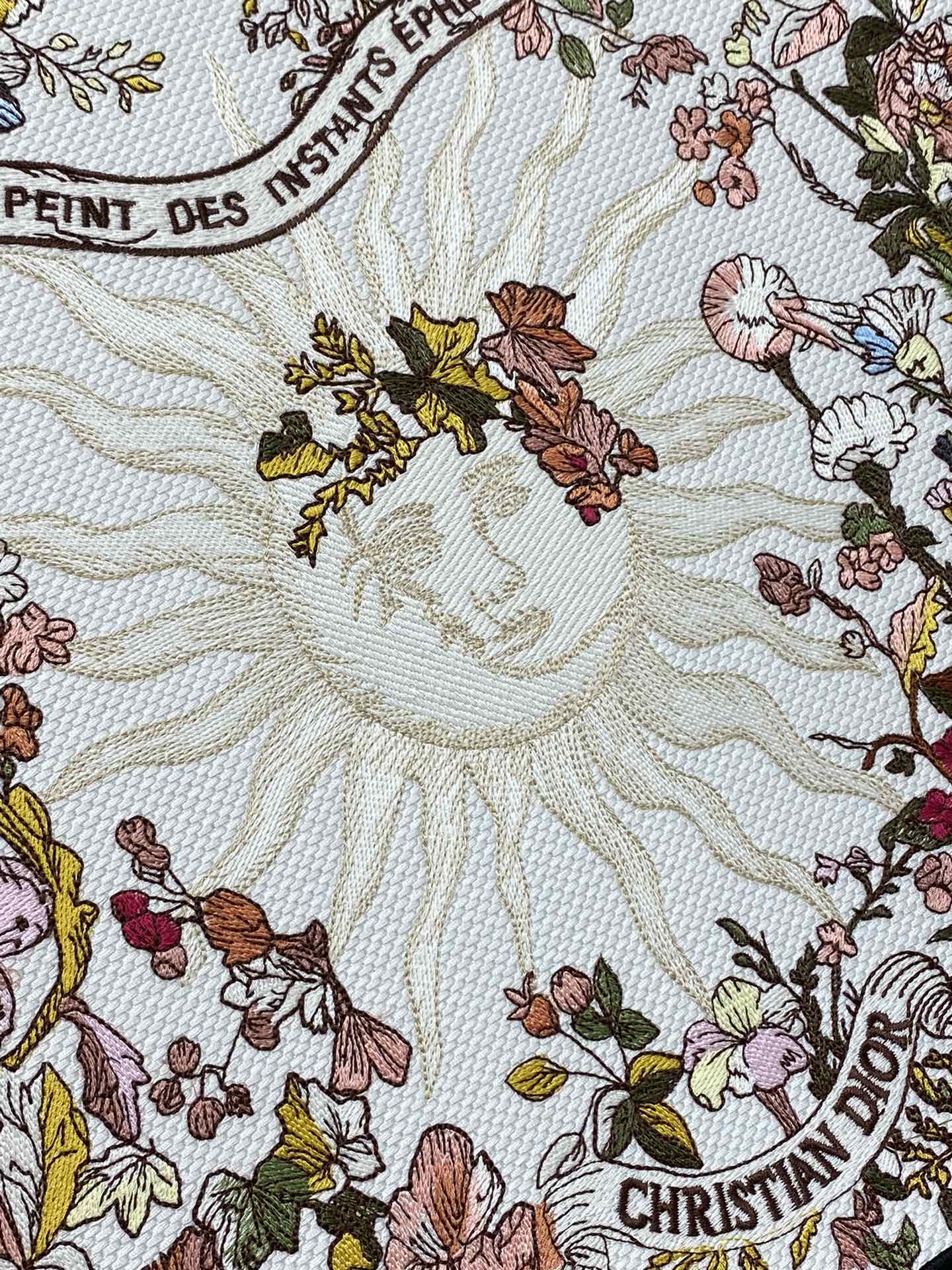 bagsaaa large d10r book tote ecru multicolor d10r 4 saisons auT0mne soleil embroidery - 42 x 35 x 18.5 cm