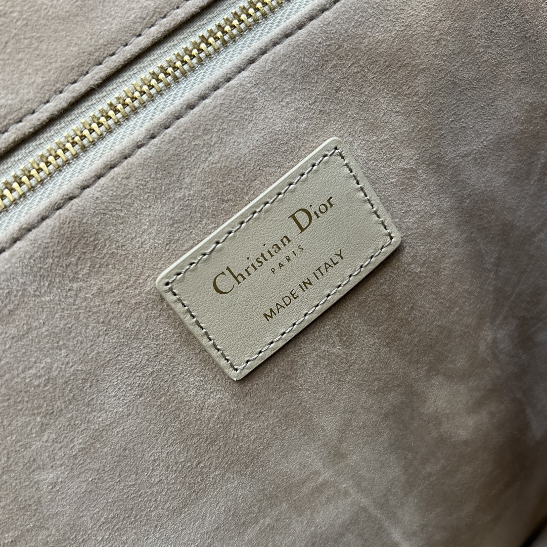 Bagsaaa Medium D10r Book Tote Beige Macrocannage Calfskin - 36.5 x 28 x 16.5 cm