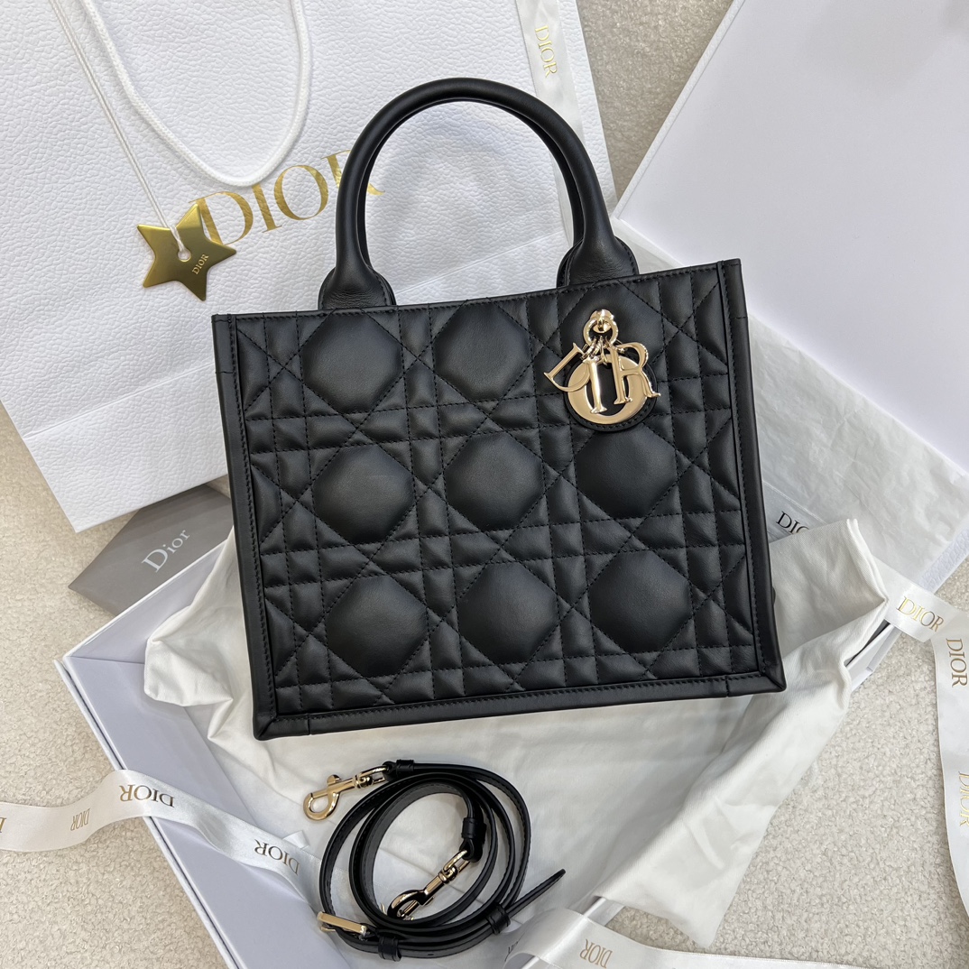 Bagsaaa Small D10r Book Tote Black Macrocannage Calfskin - 26.5 x 22 x 14 cm