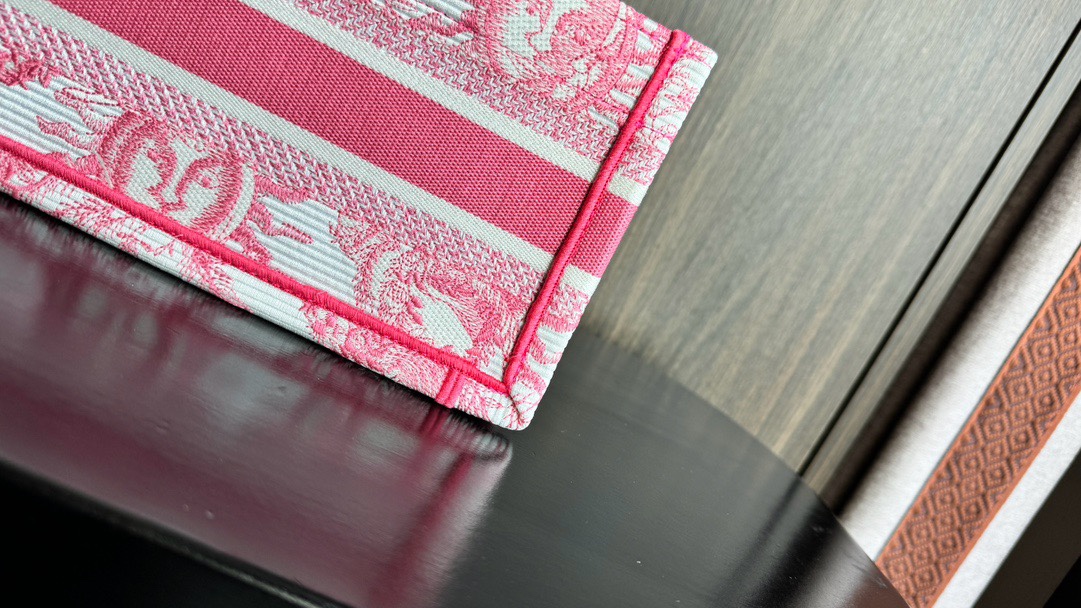 Bagsaaa D10riviera East-West D10r Book Tote Candy Pink Toile de Jouy Soleil Embroidery - 27 x 14 x 10 cm