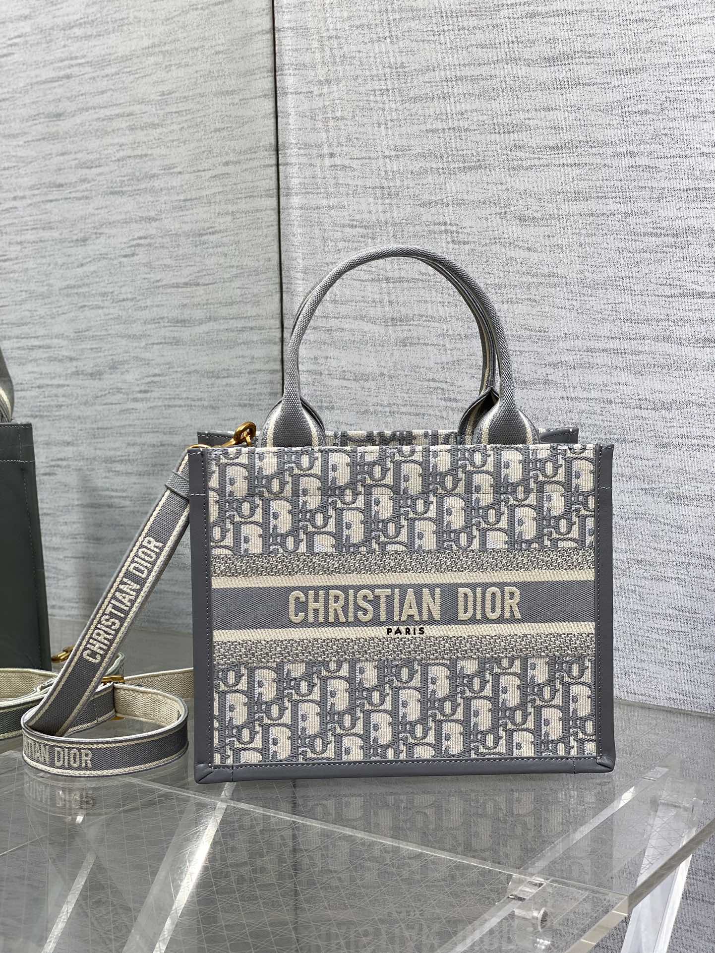 Bagsaaa Small D10r Book Tote Gray D10r Oblique Embroidery and Calfskin - 26.5 x 22 x 14 cm