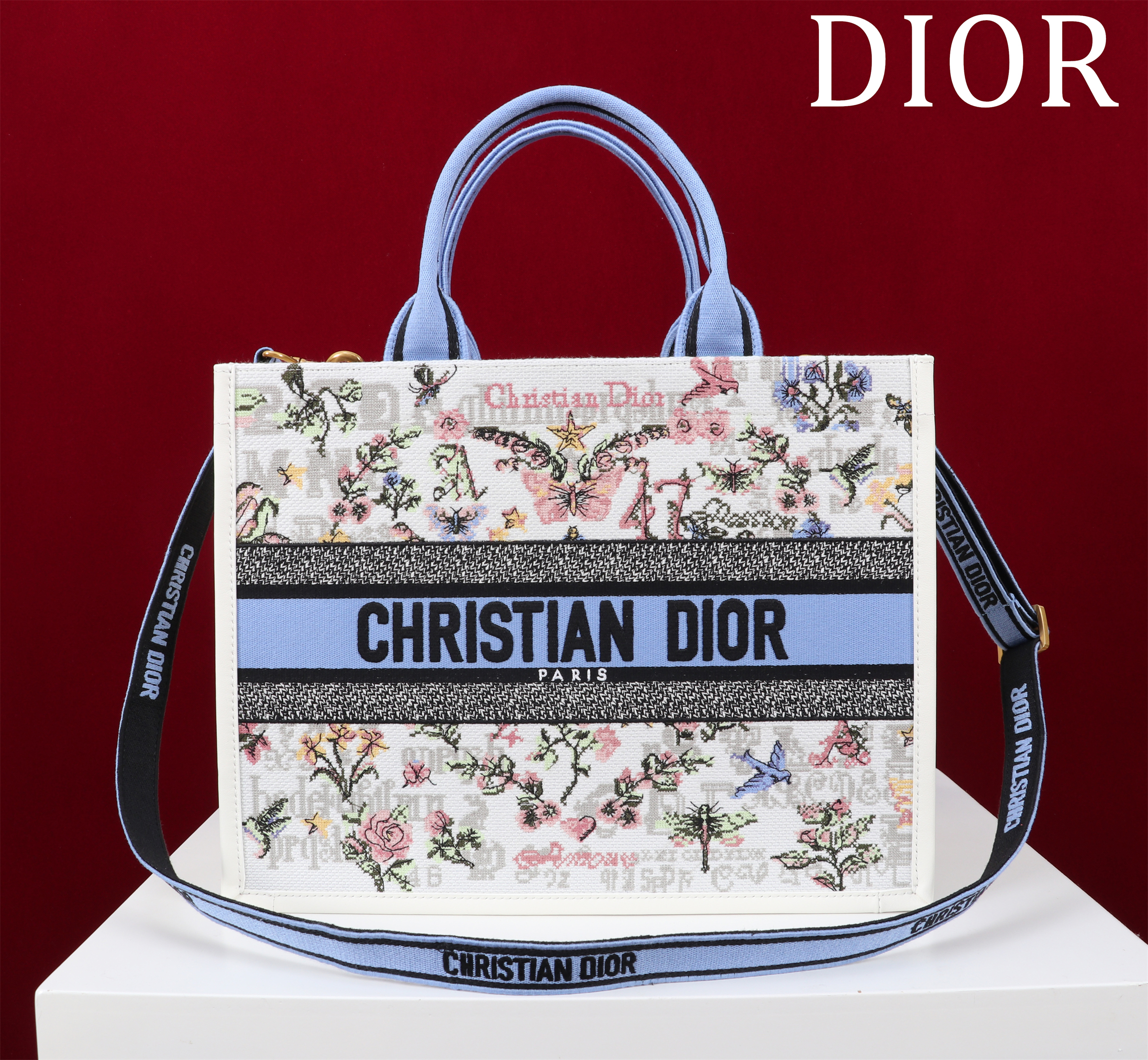 Bagsaaa D10ramour Medium D10r Book Tote Latte Embroidery with Multicolor Amour 1947 Motif and Latte Calfskin - 36.5 x 28 x 17.5 cm