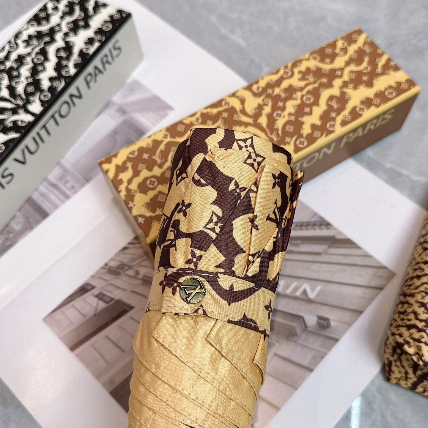 Bagsaaa LV Umbrella