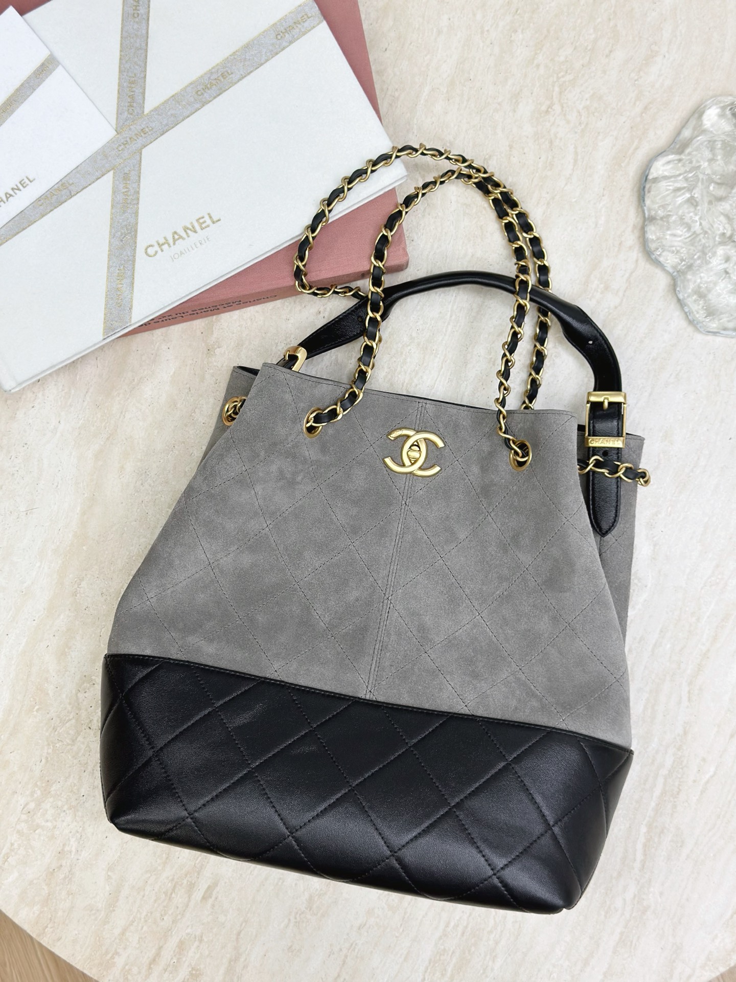 Bagsaaa Ch**el Shopping Bag AS5636 Gray & Black Suede - 33cm
