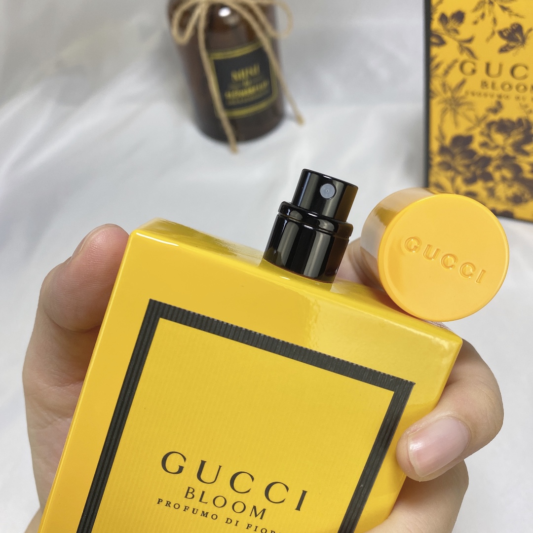 Bagsaaa Gvc*1 Bloom Profumo di Fiori Eau de Parfum