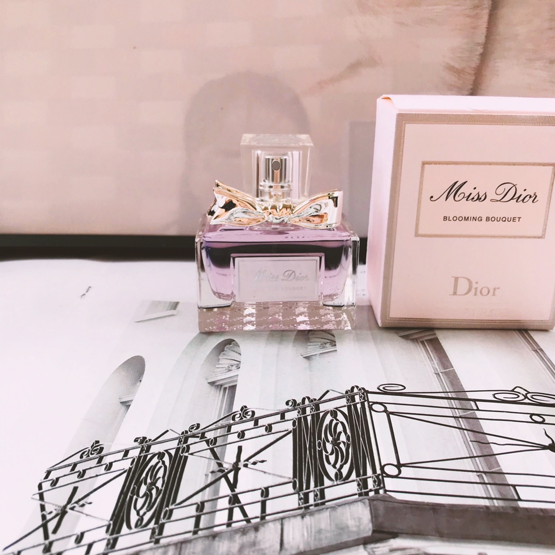 Bagsaaa Miss D10r Blooming Bouquet Eau de Toilette