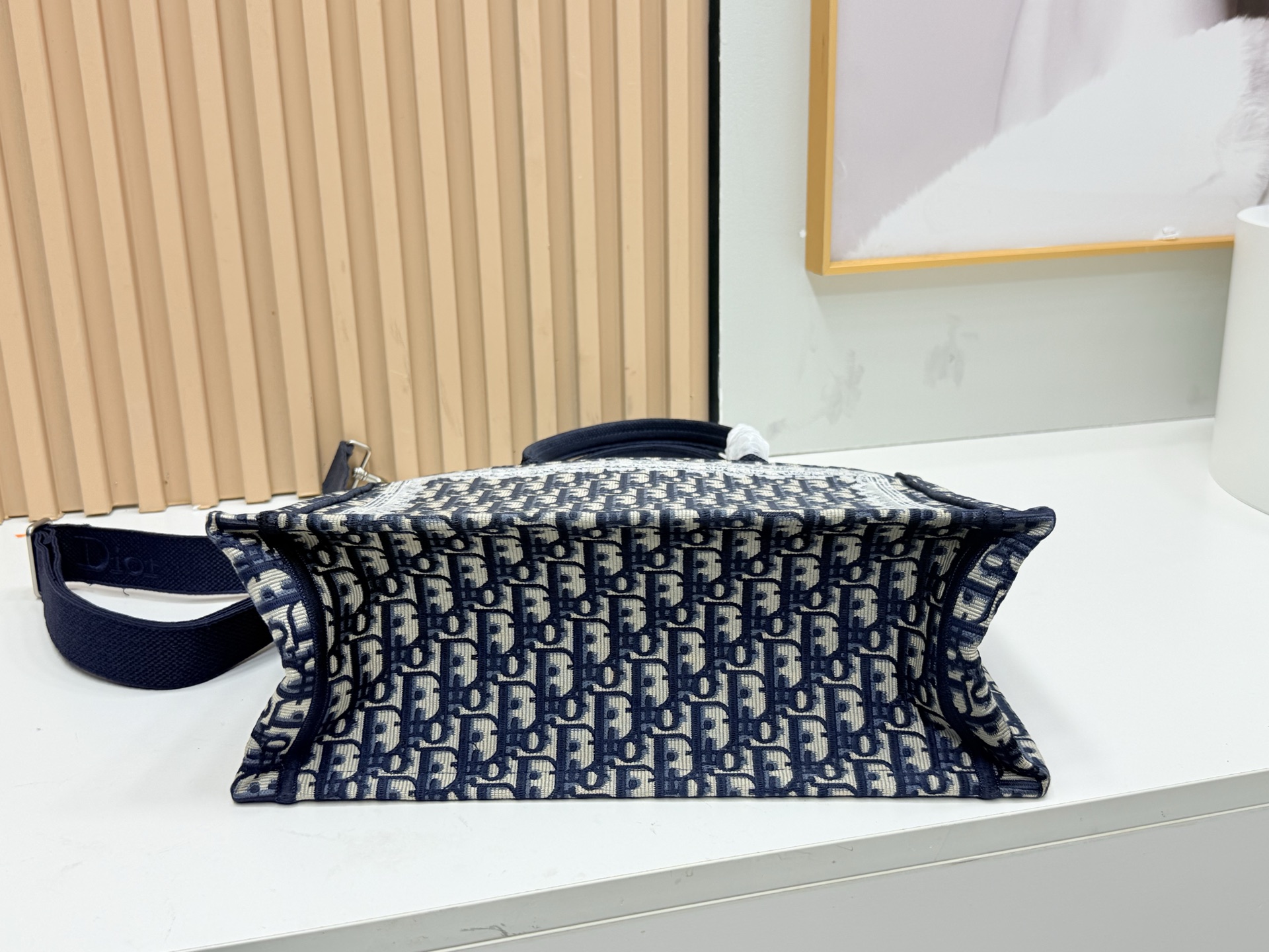 Bagsaaa New Collection 2026 Medium D10r Book Tote with Strap Blue D10r Oblique & White Lace 36cm